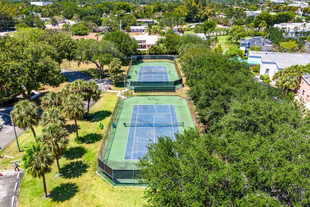 2950 Olivewood Terrace 210