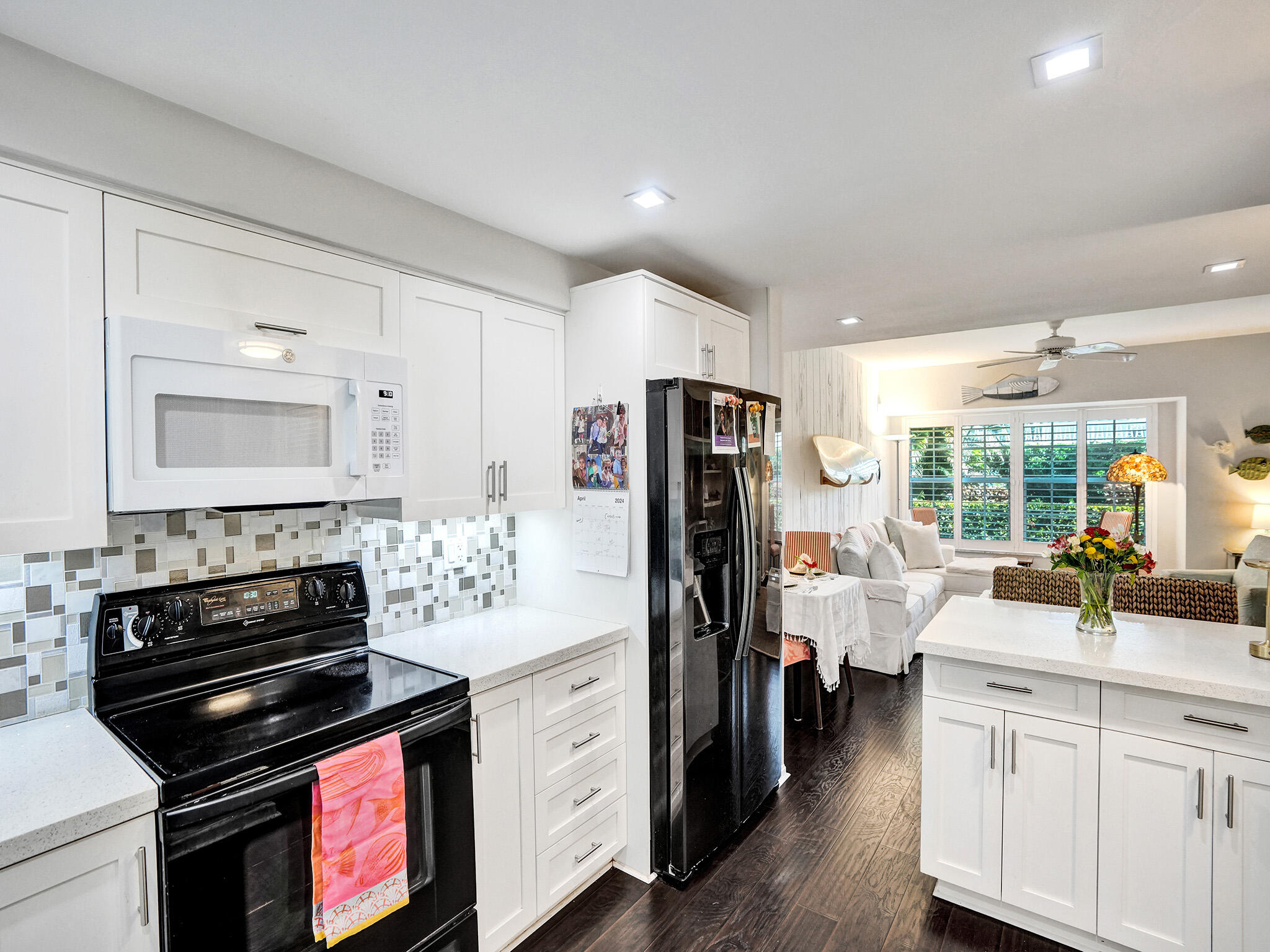 6590 N Ocean Boulevard 9