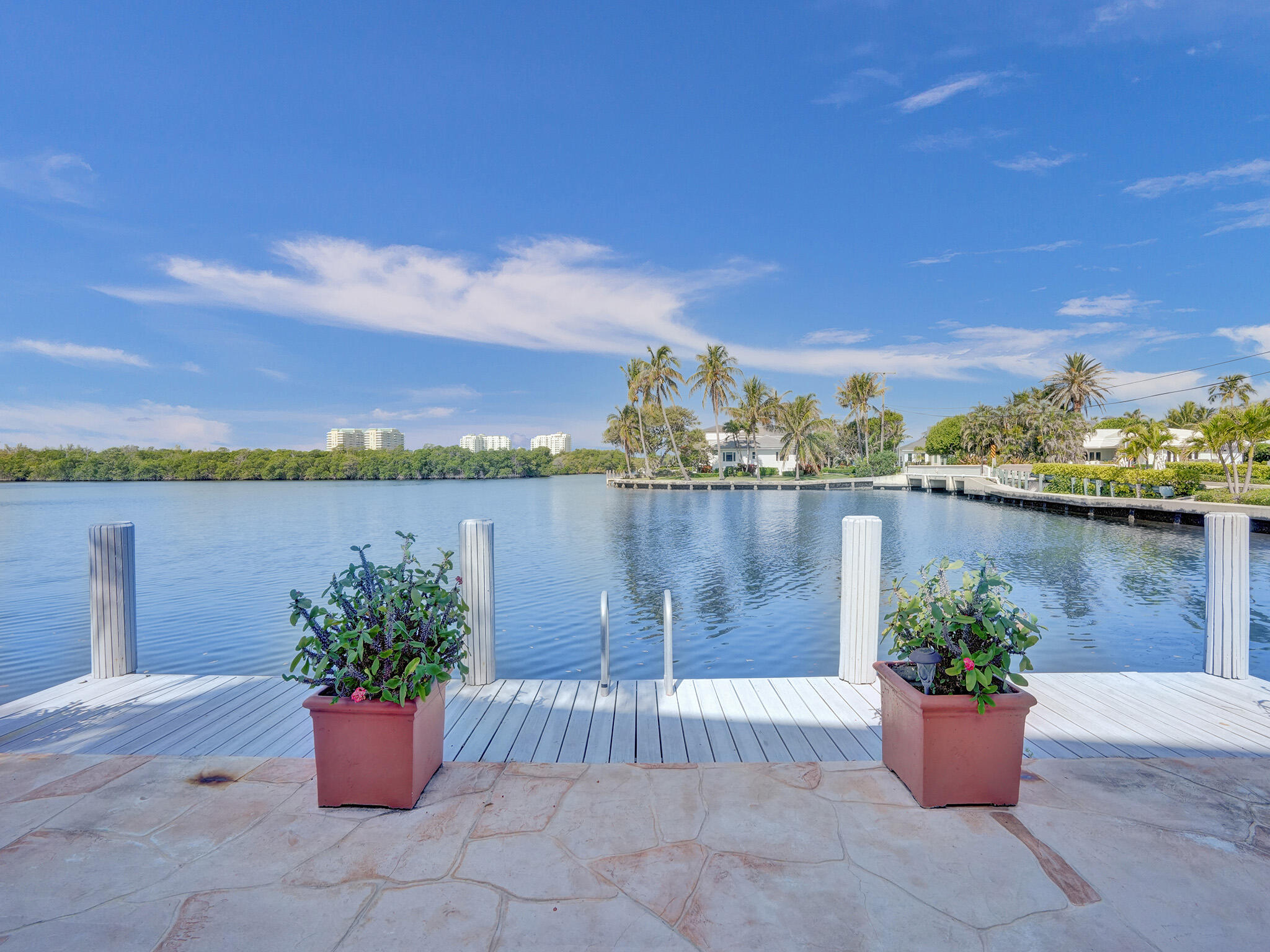 6590 N Ocean Boulevard 9