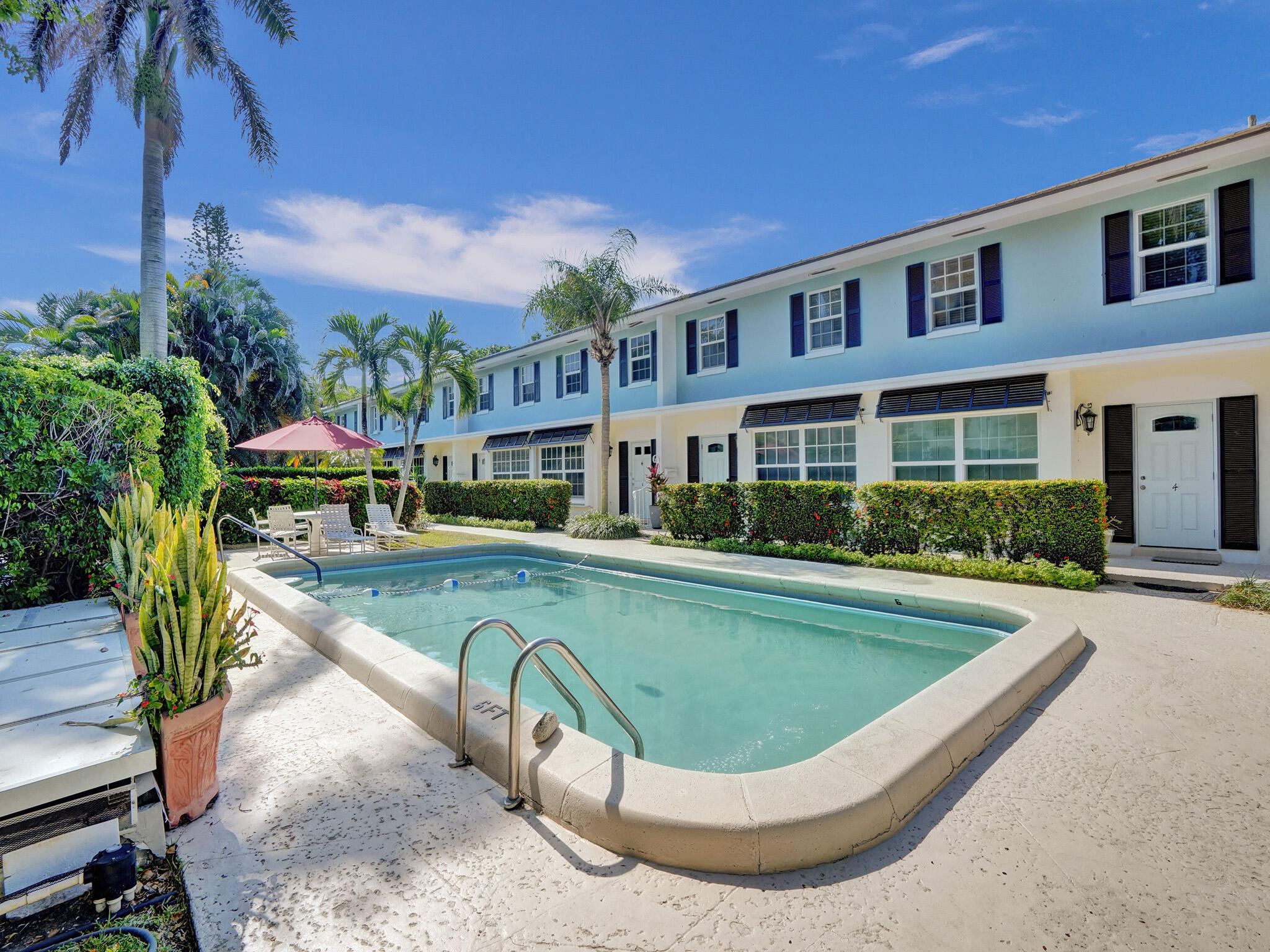 6590 N Ocean Boulevard 9