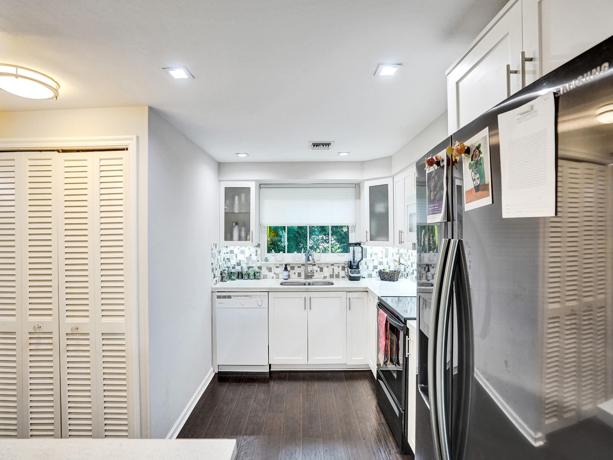 6590 N Ocean Boulevard 9