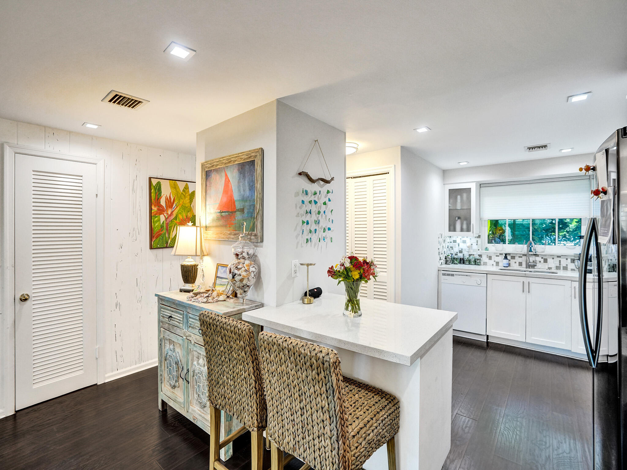 6590 N Ocean Boulevard 9