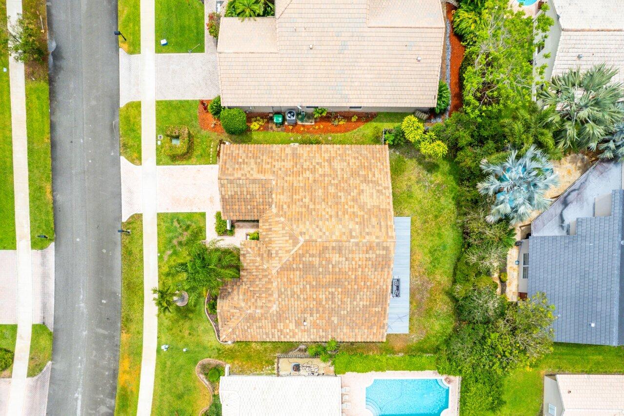 2943 E Abiaca Circle