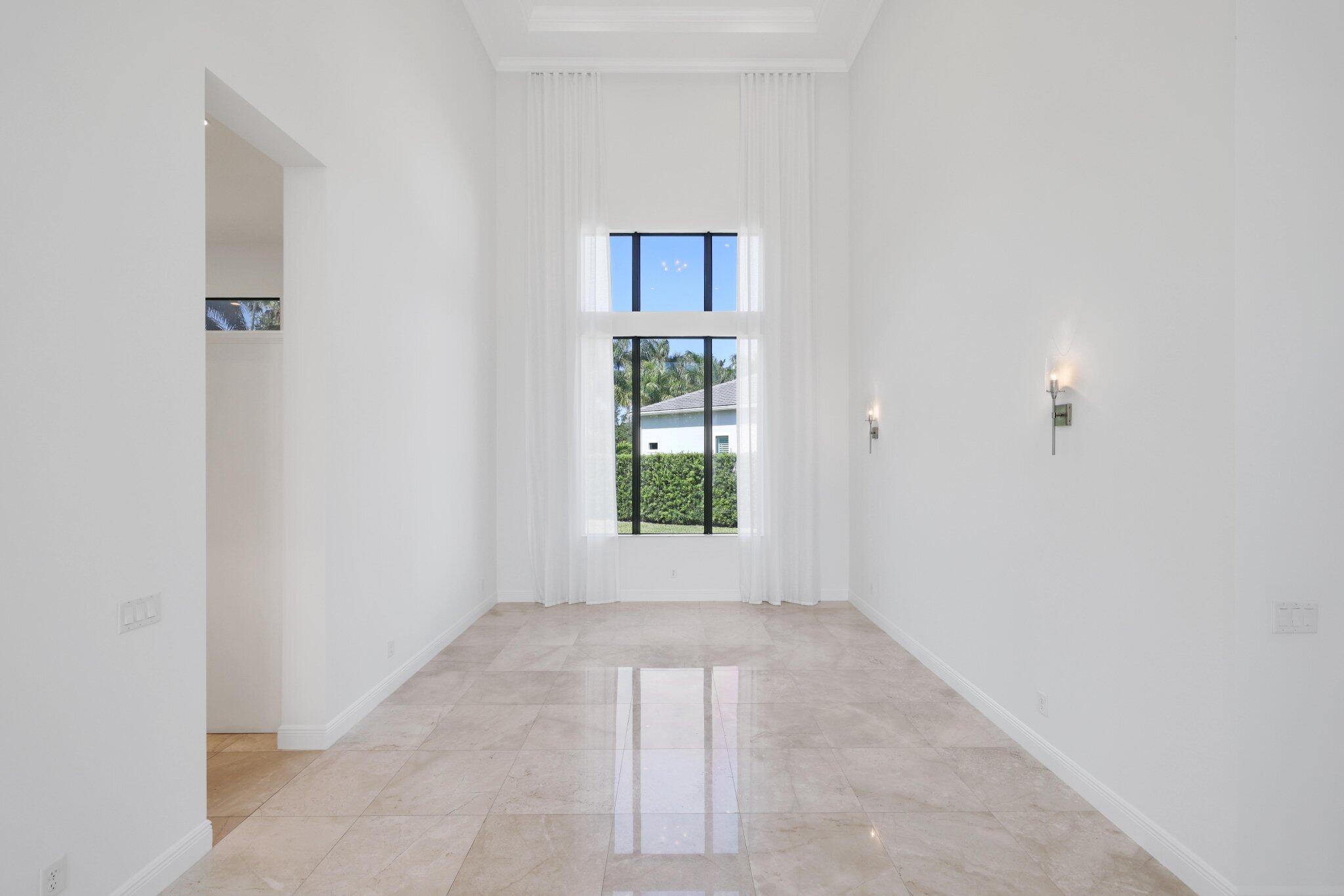 2751 NW 70th Boulevard