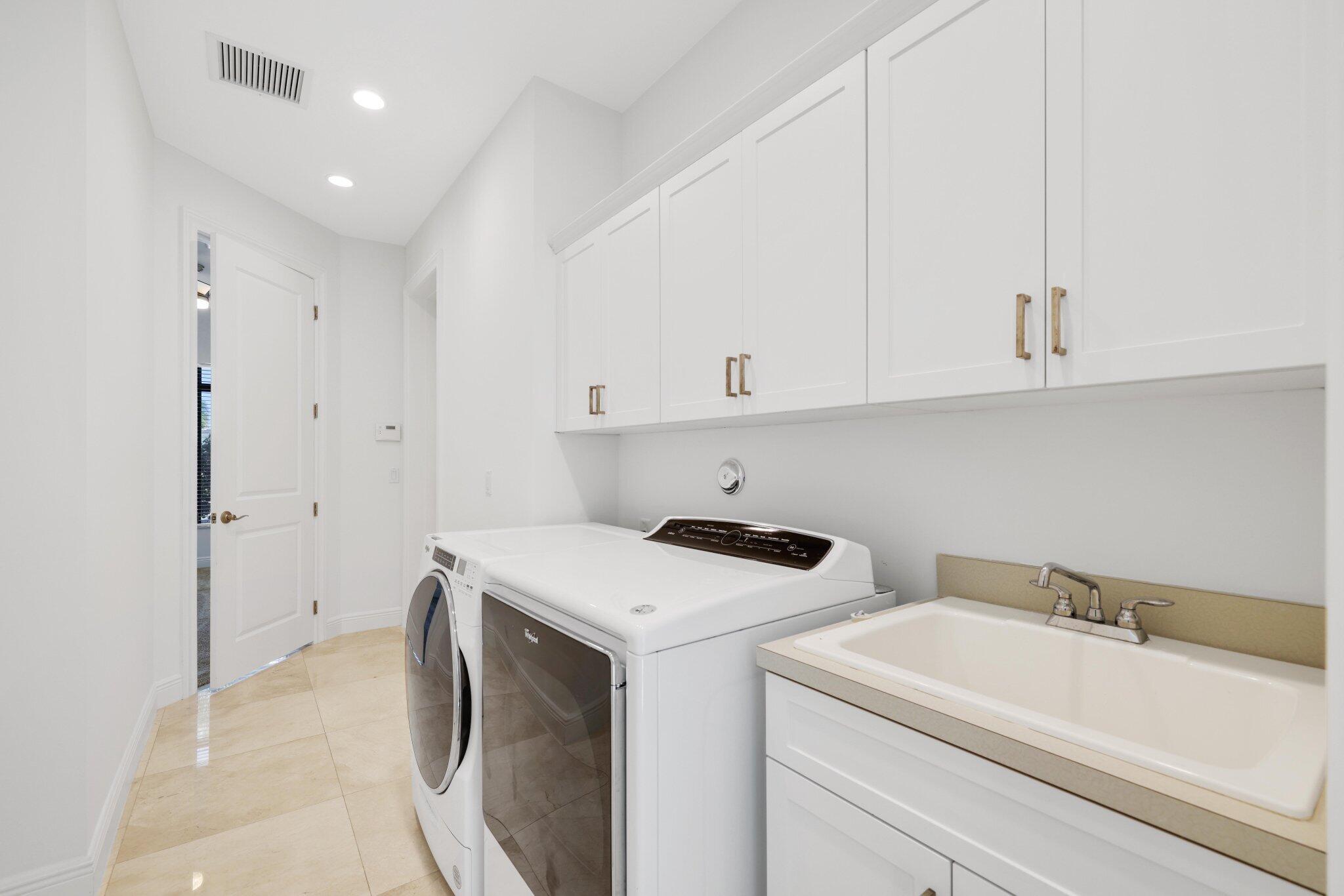 2751 NW 70th Boulevard