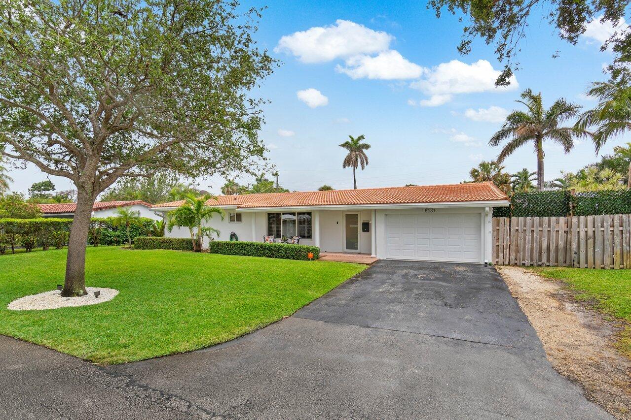 5131 NE 27 Terrace