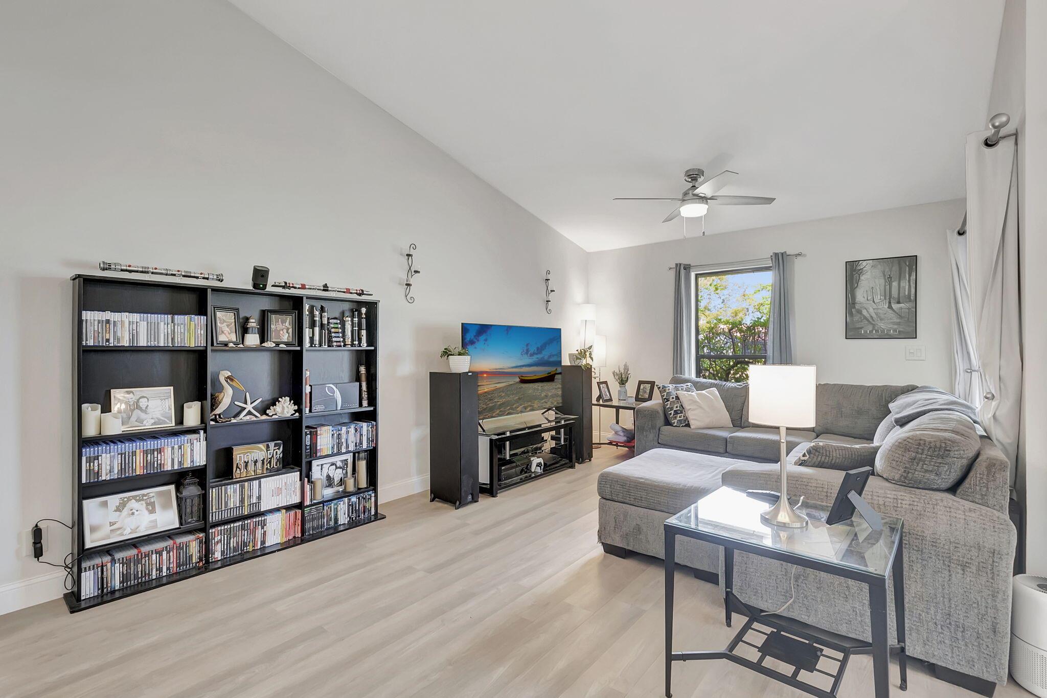 3039 Deer Creek Lake Shore Drive