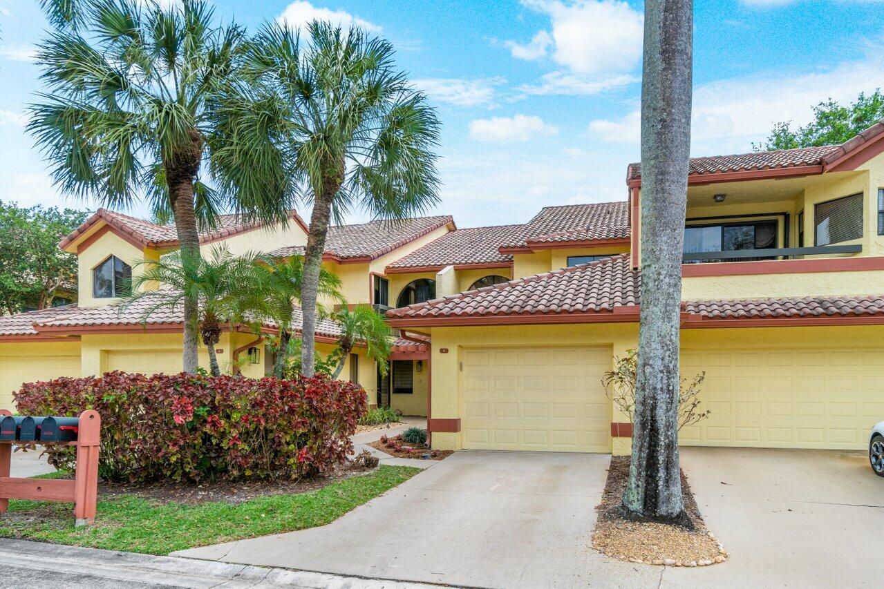 5295 10th Fairway Drive 3