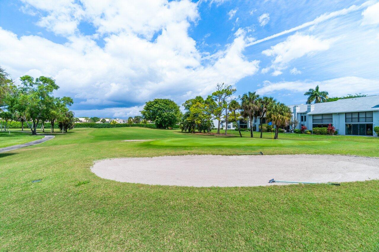 5295 10th Fairway Drive 3