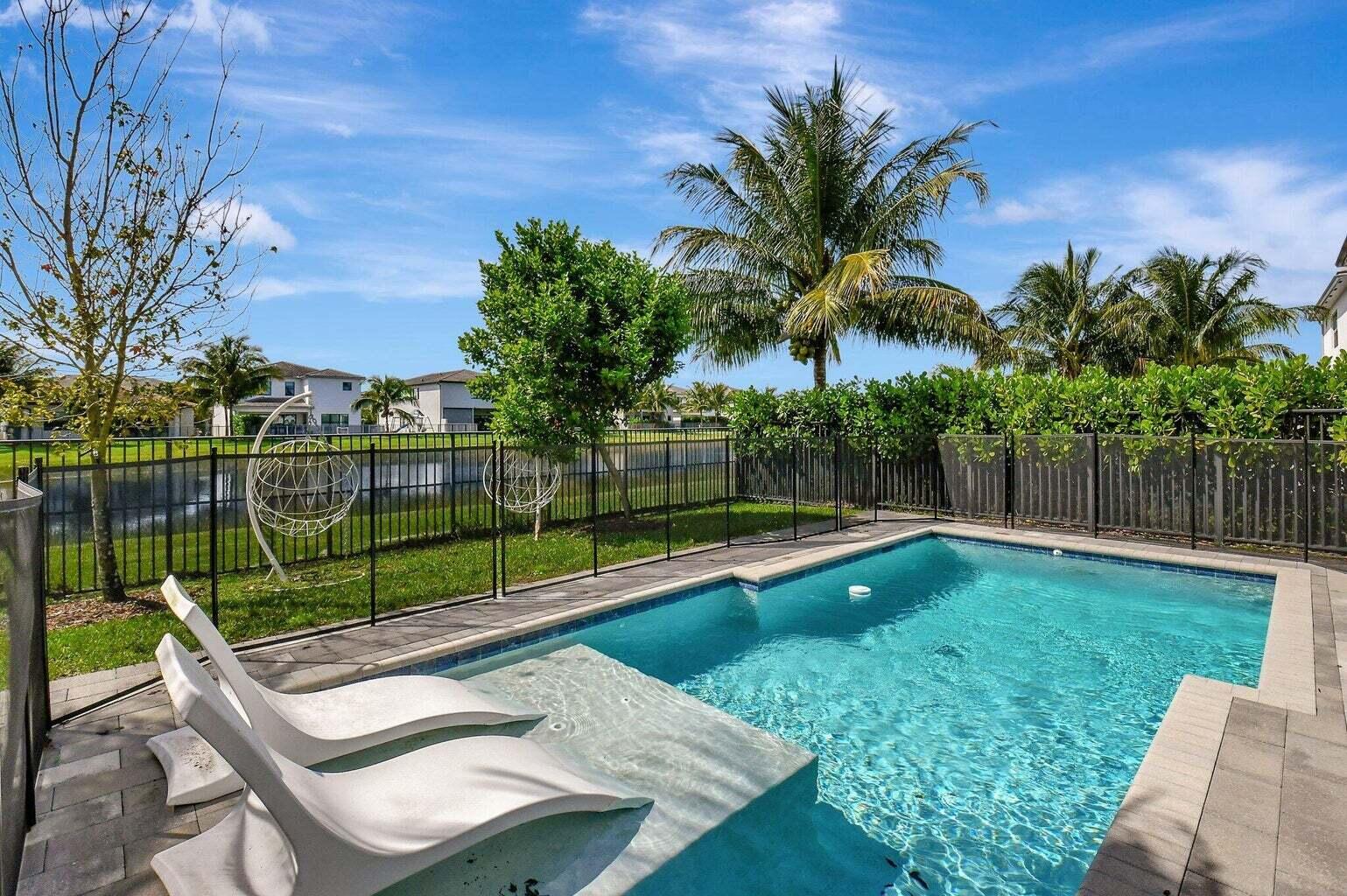 17411 Sea Blossom Way