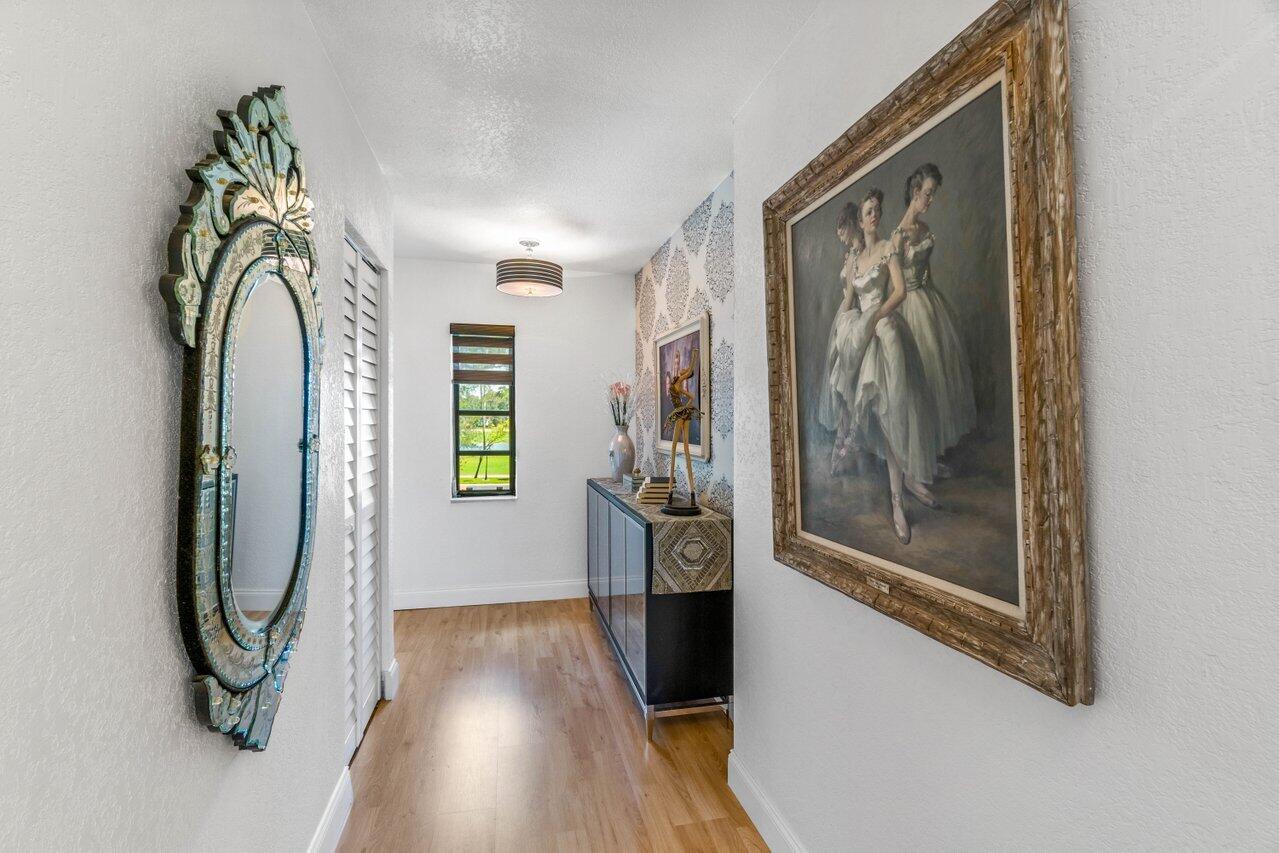 8425 Casa Del Lago 21 H