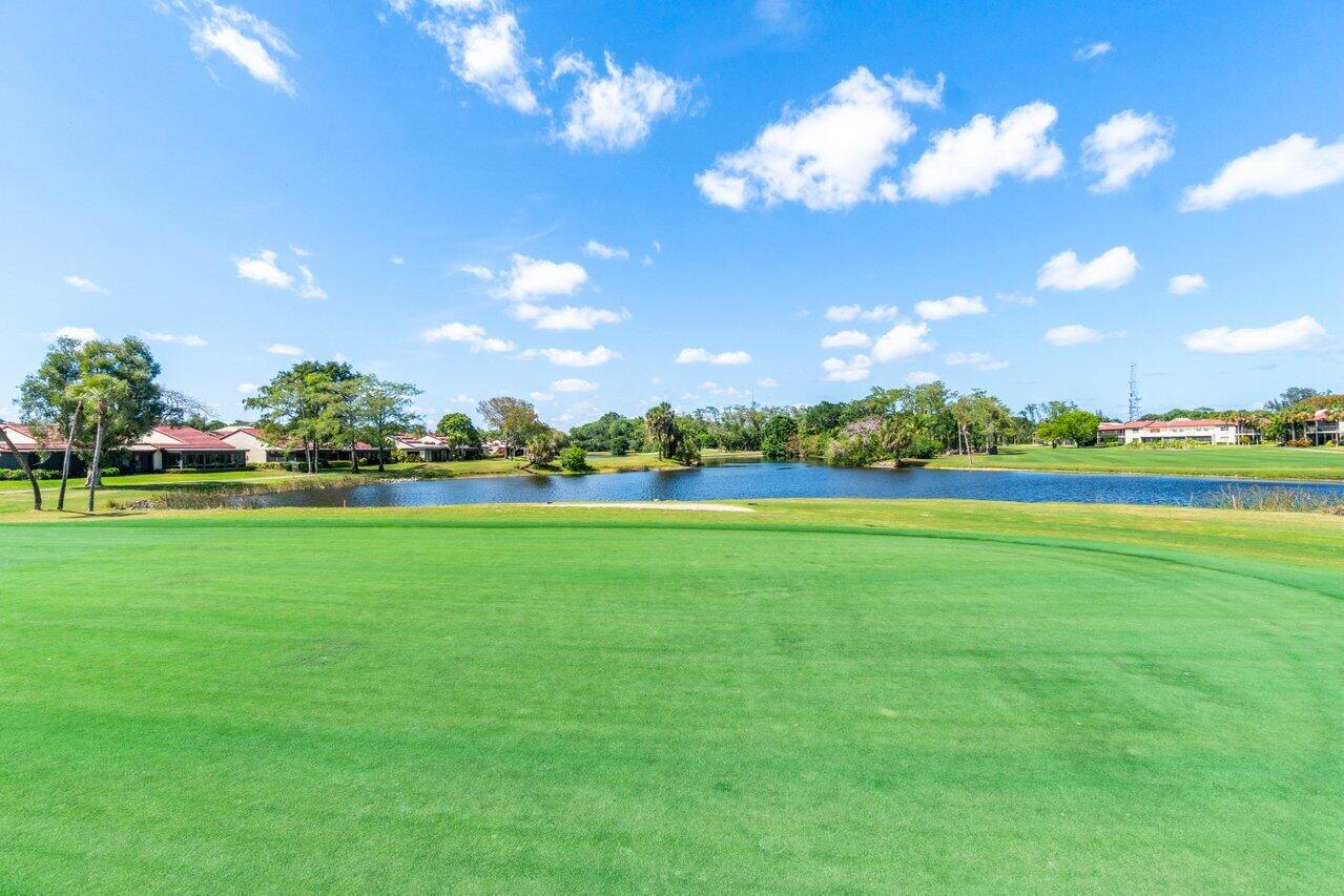 8425 Casa Del Lago 21 H