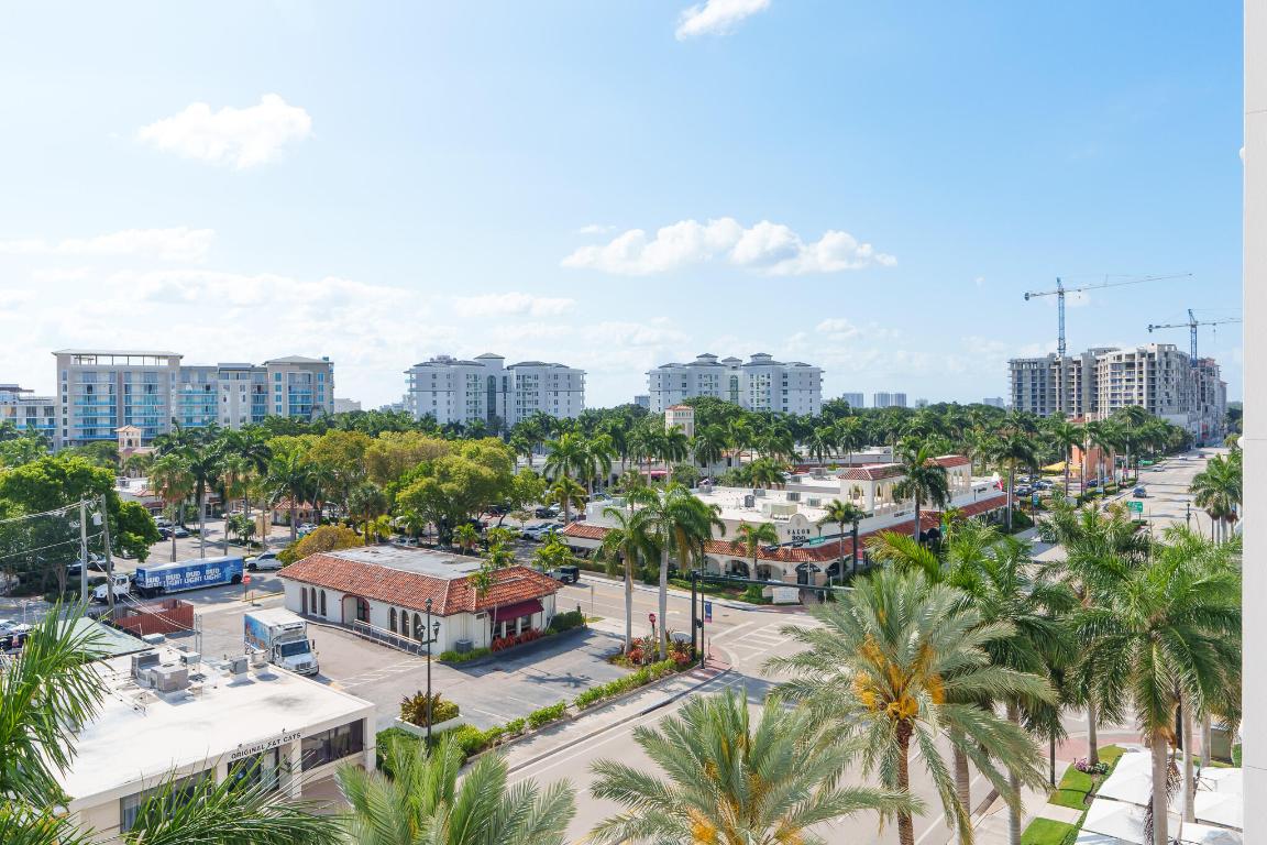 233 S Federal Highway 611, Boca Raton Unit: 611