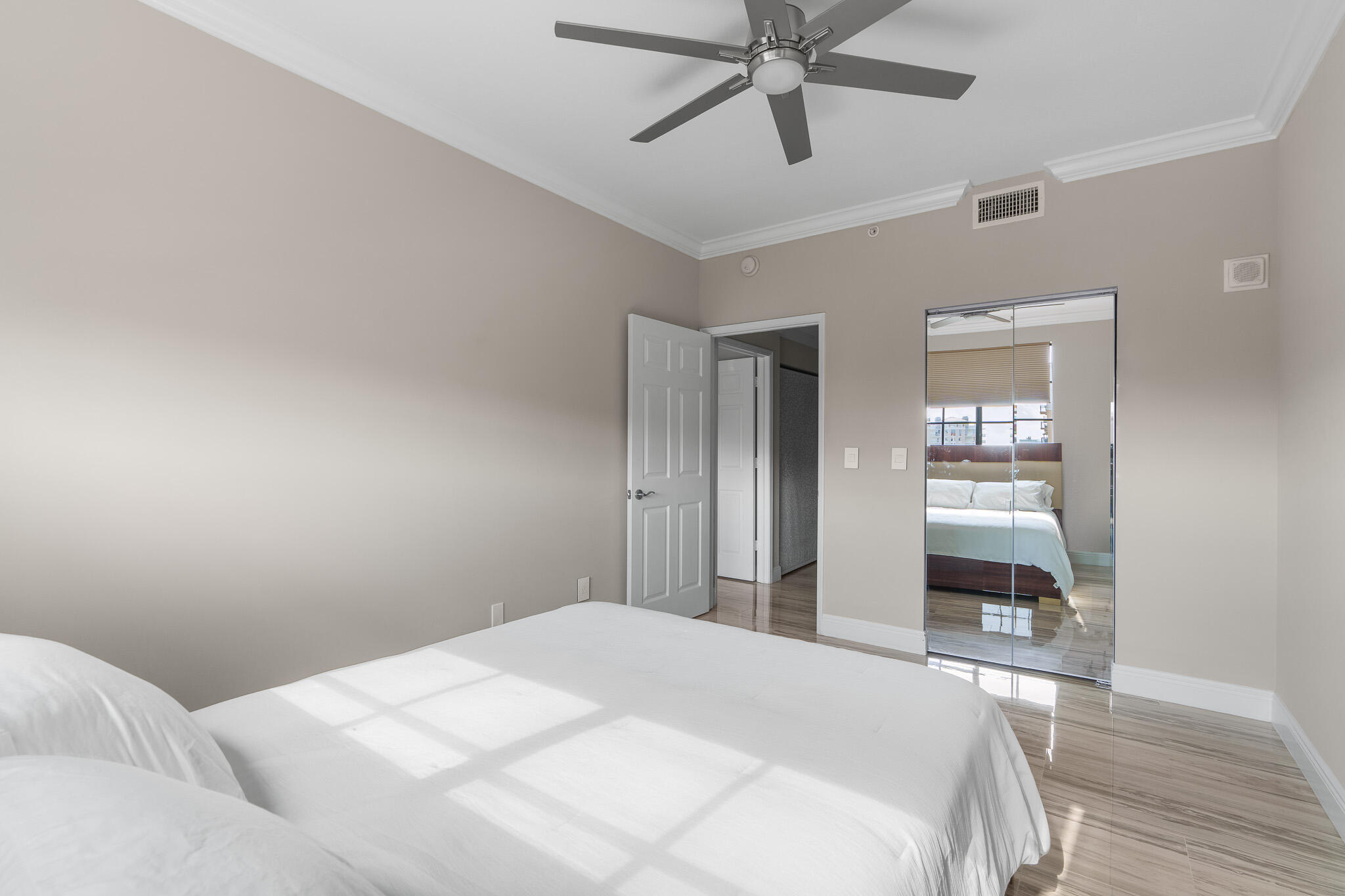 233 S Federal Highway 611, Boca Raton Unit: 611