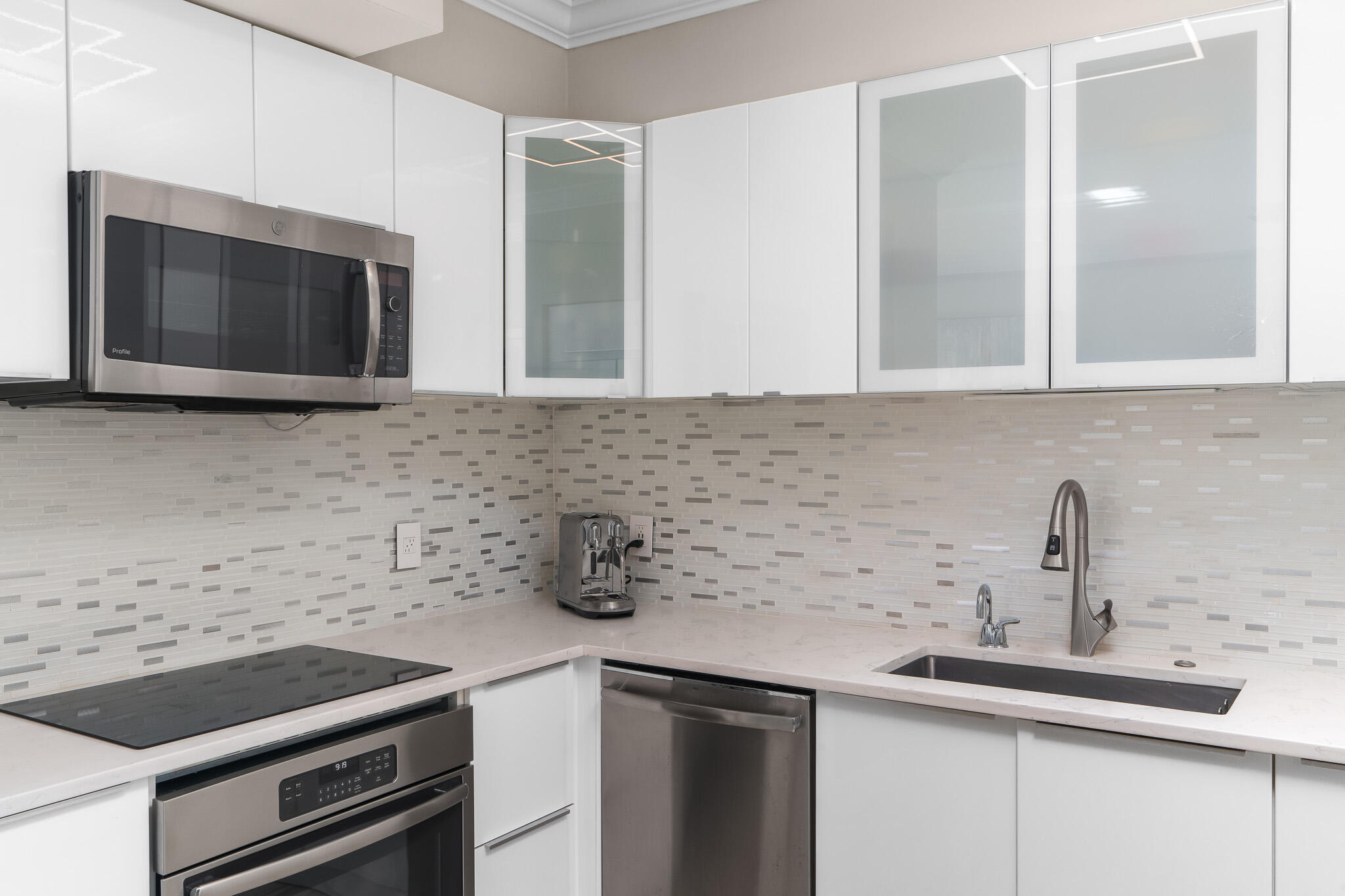 233 S Federal Highway 611, Boca Raton Unit: 611