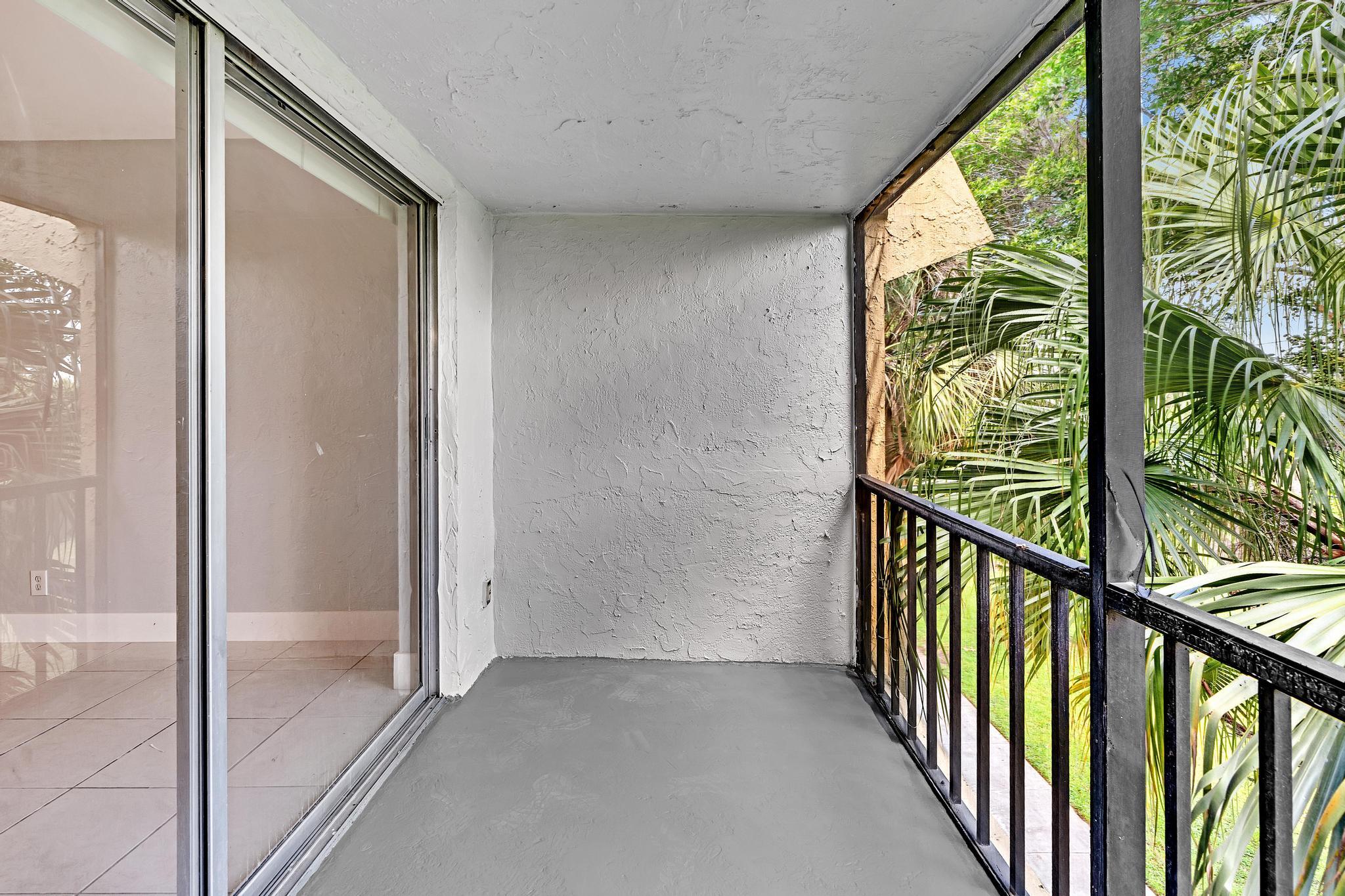 450 NW 20th Street 312, Boca Raton Unit: 312