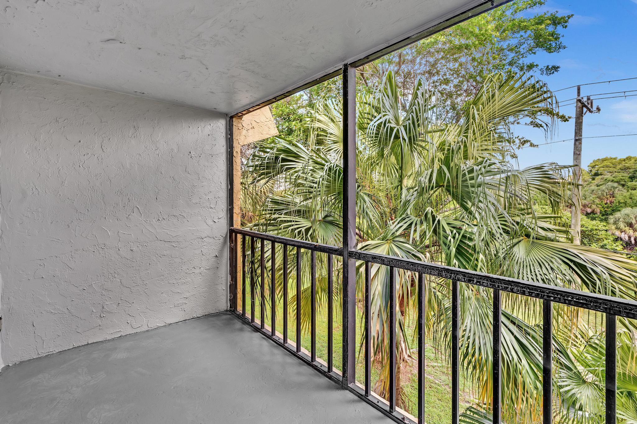 450 NW 20th Street 312, Boca Raton Unit: 312