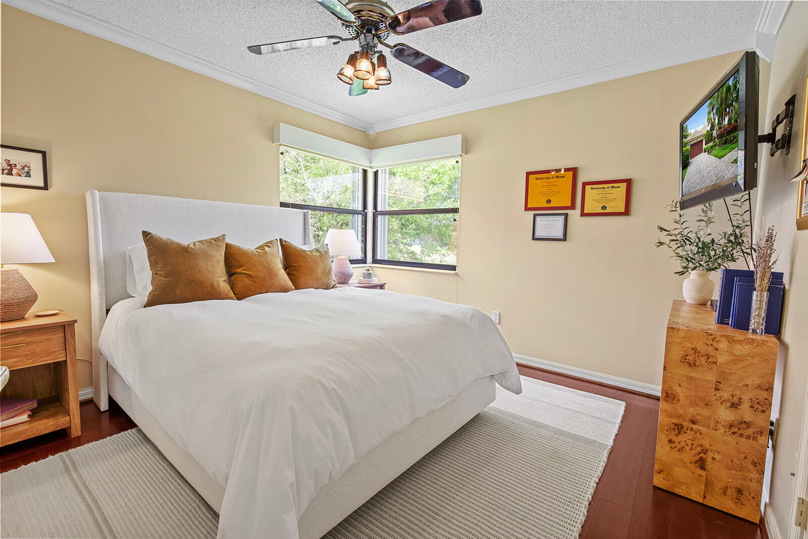 10624 Avenida Santa Ana