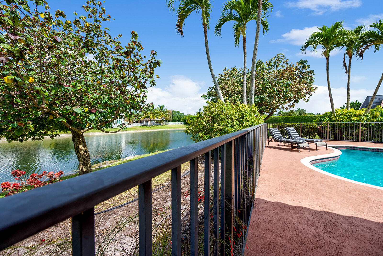 10624 Avenida Santa Ana