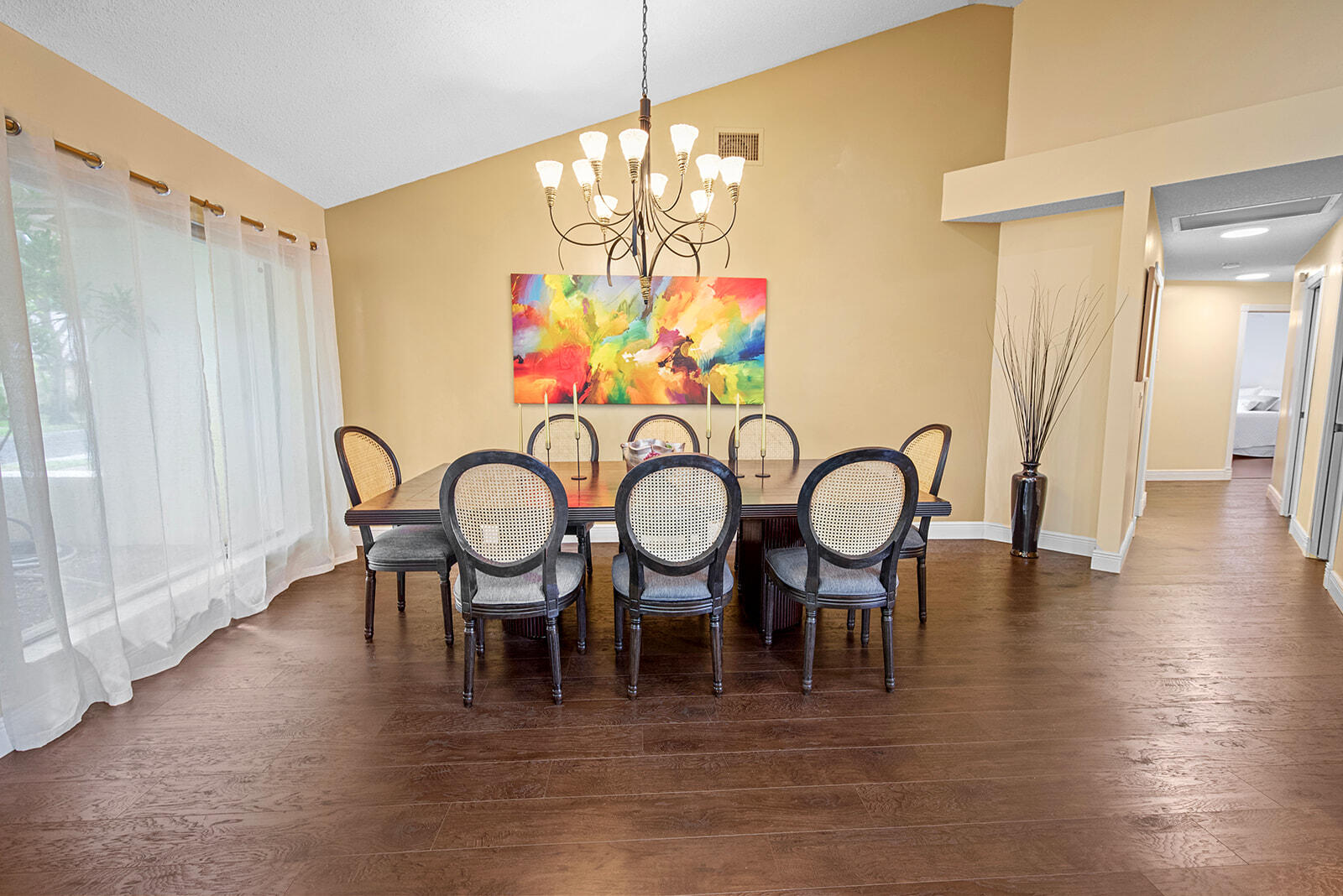 10624 Avenida Santa Ana