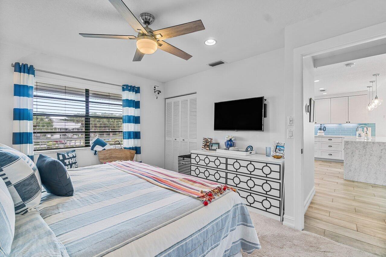 39 Eastgate Drive B