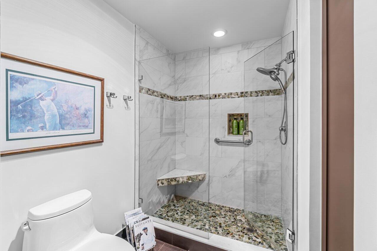 39 Eastgate Drive B