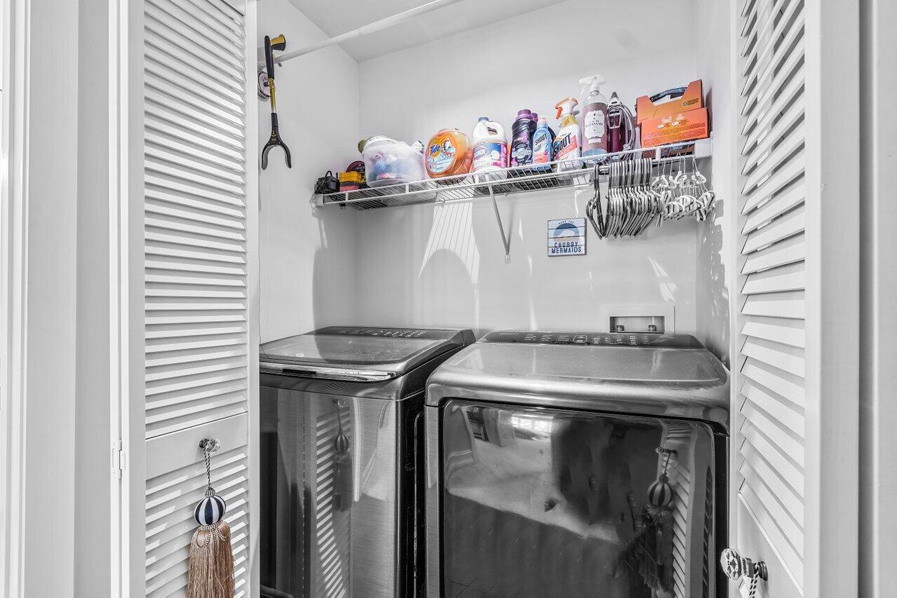 39 Eastgate Drive B