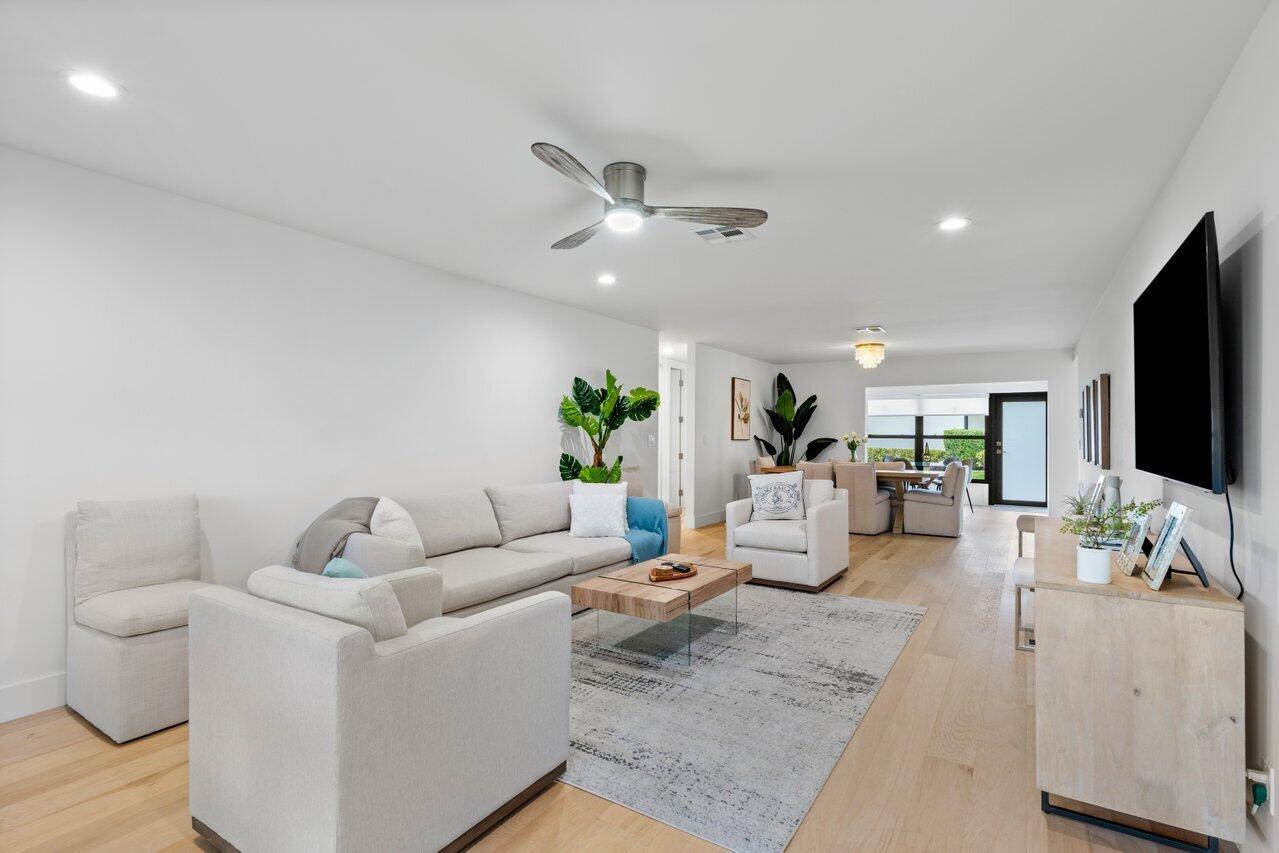 4872 Dovewood Circle A