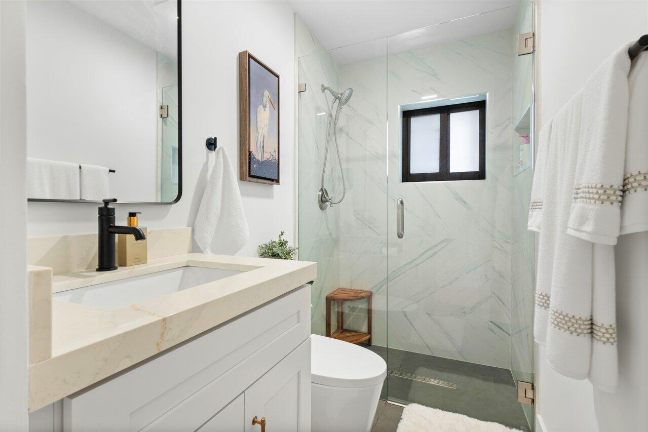 4872 Dovewood Circle A