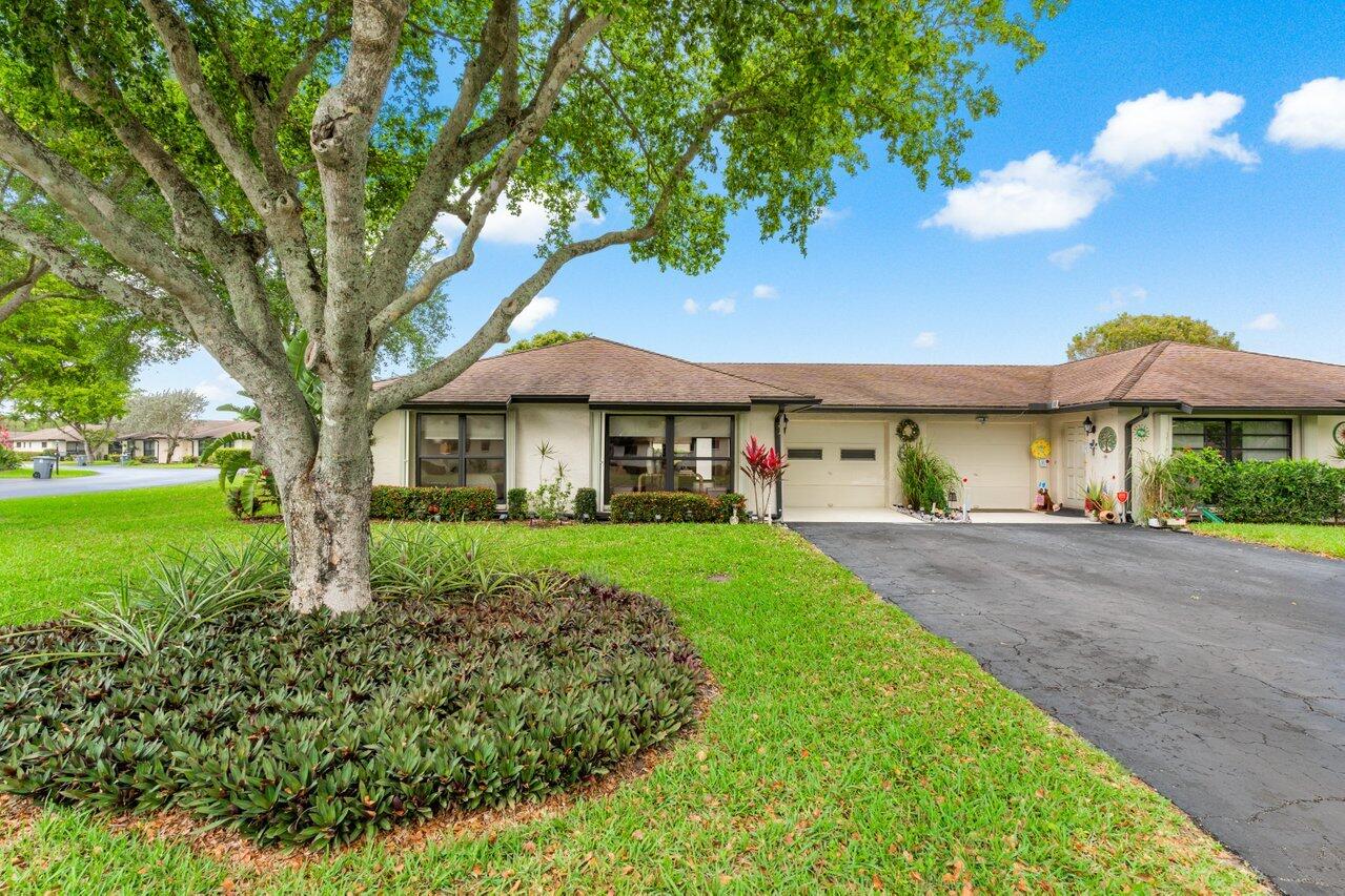 4872 Dovewood Circle A