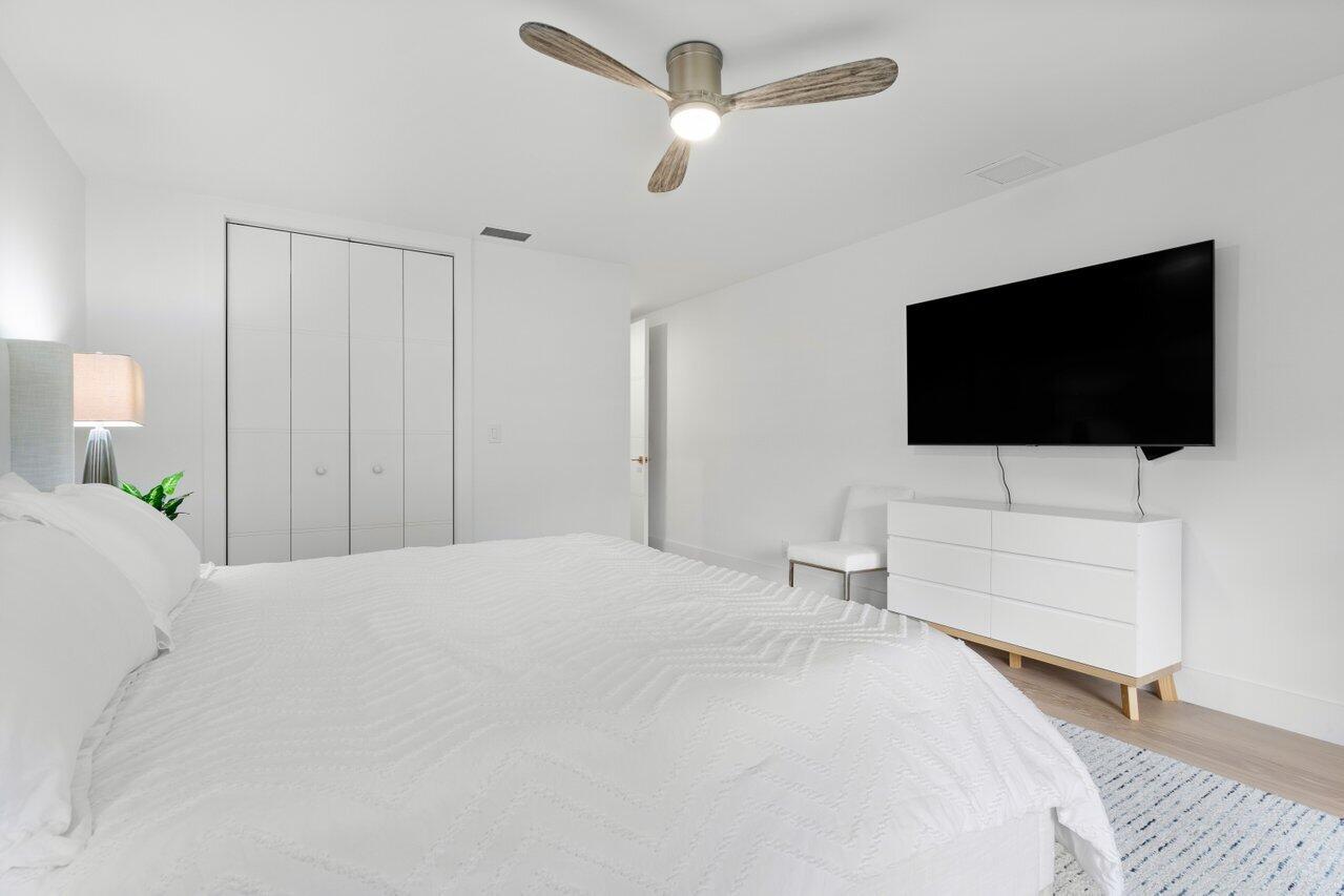 4872 Dovewood Circle A