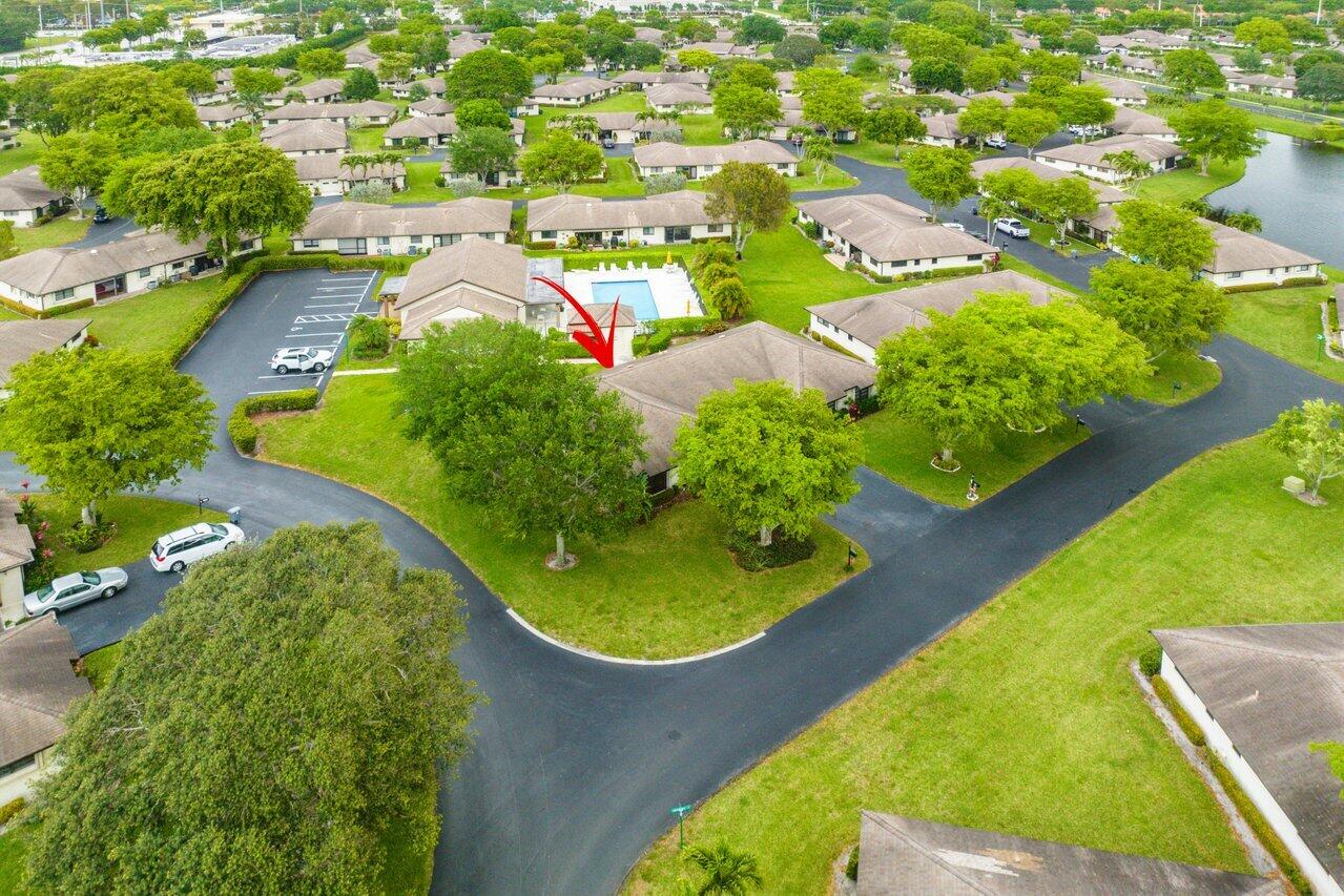 4872 Dovewood Circle A