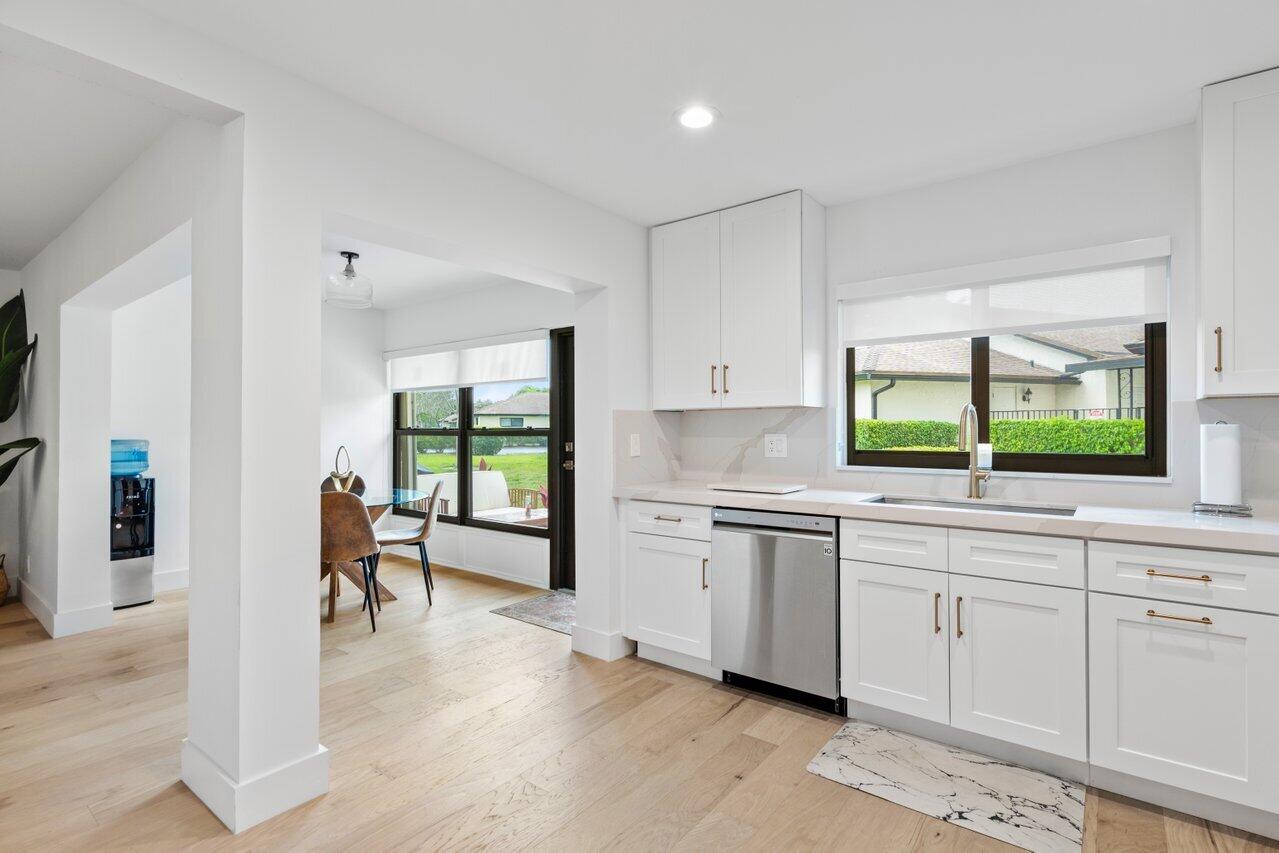 4872 Dovewood Circle A