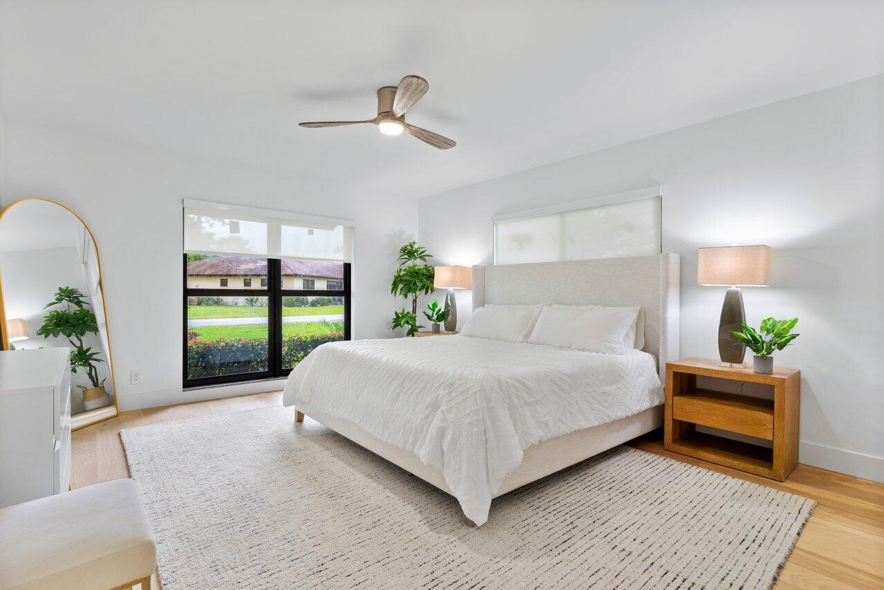 4872 Dovewood Circle A