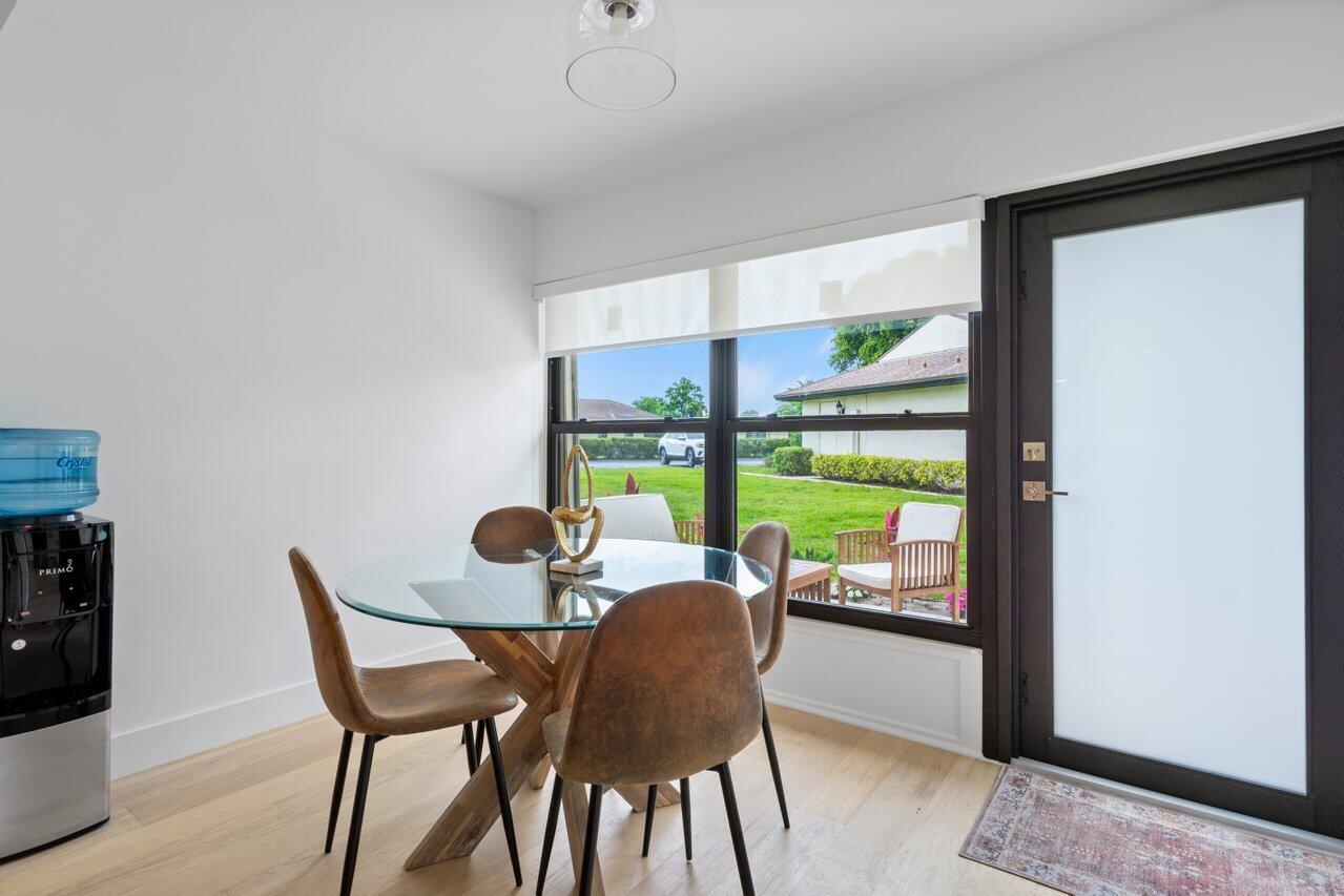 4872 Dovewood Circle A