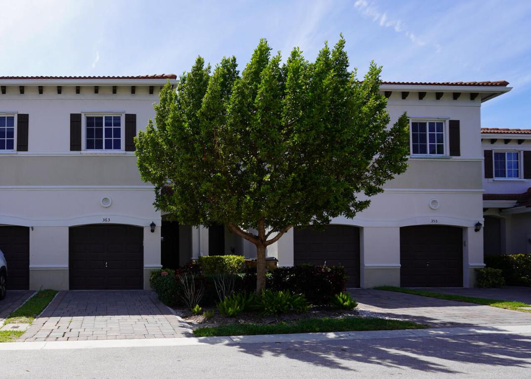 363 SE 1st Drive, Deerfield Beach