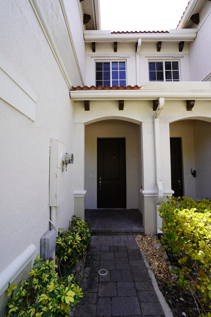 363 SE 1st Drive, Deerfield Beach