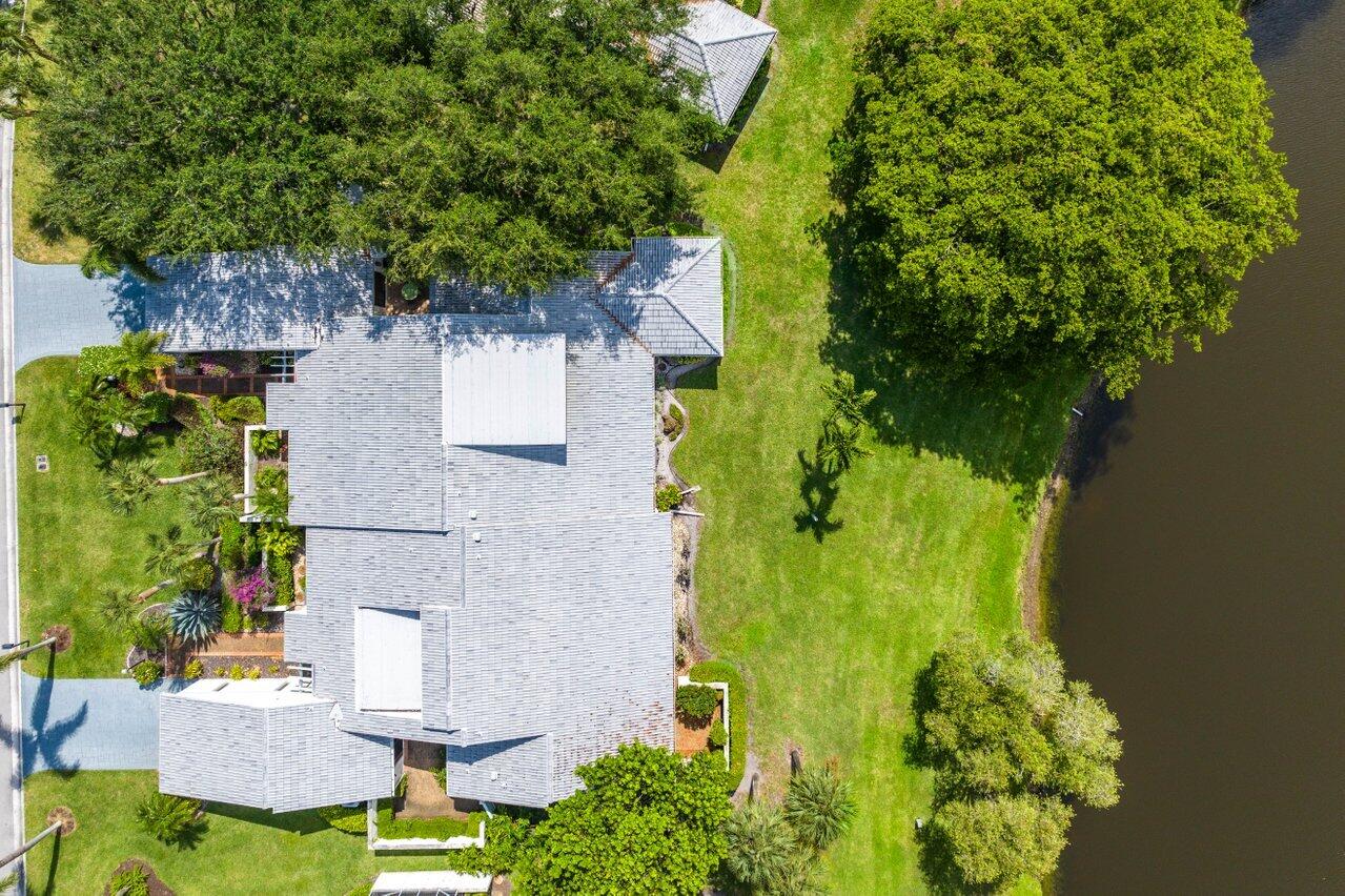 11 Cambridge Drive