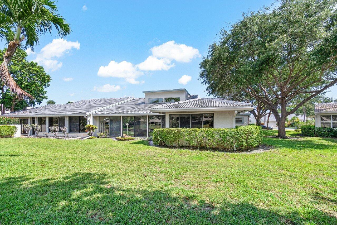 11 Cambridge Drive
