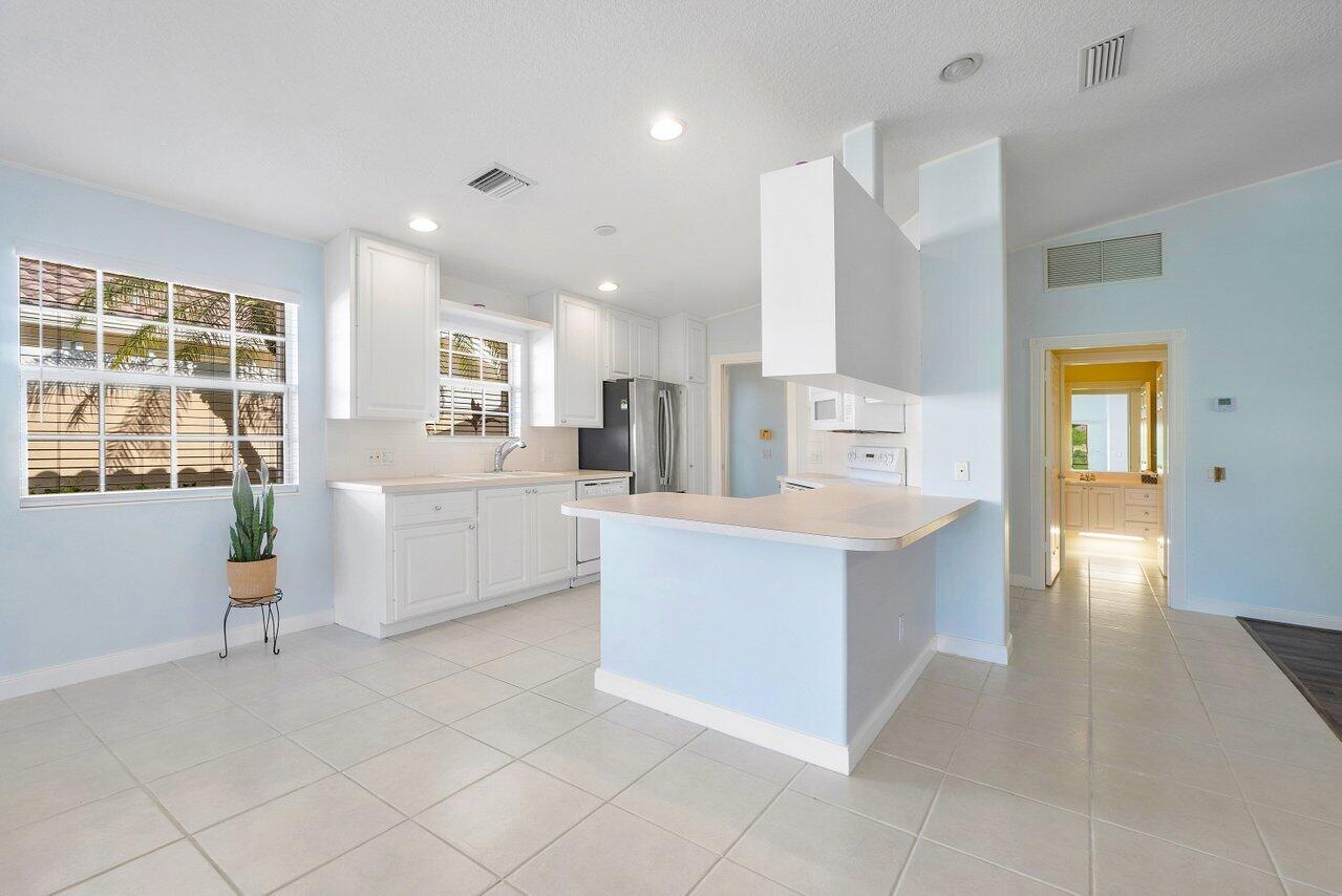 8097 Montserrat Place 8097