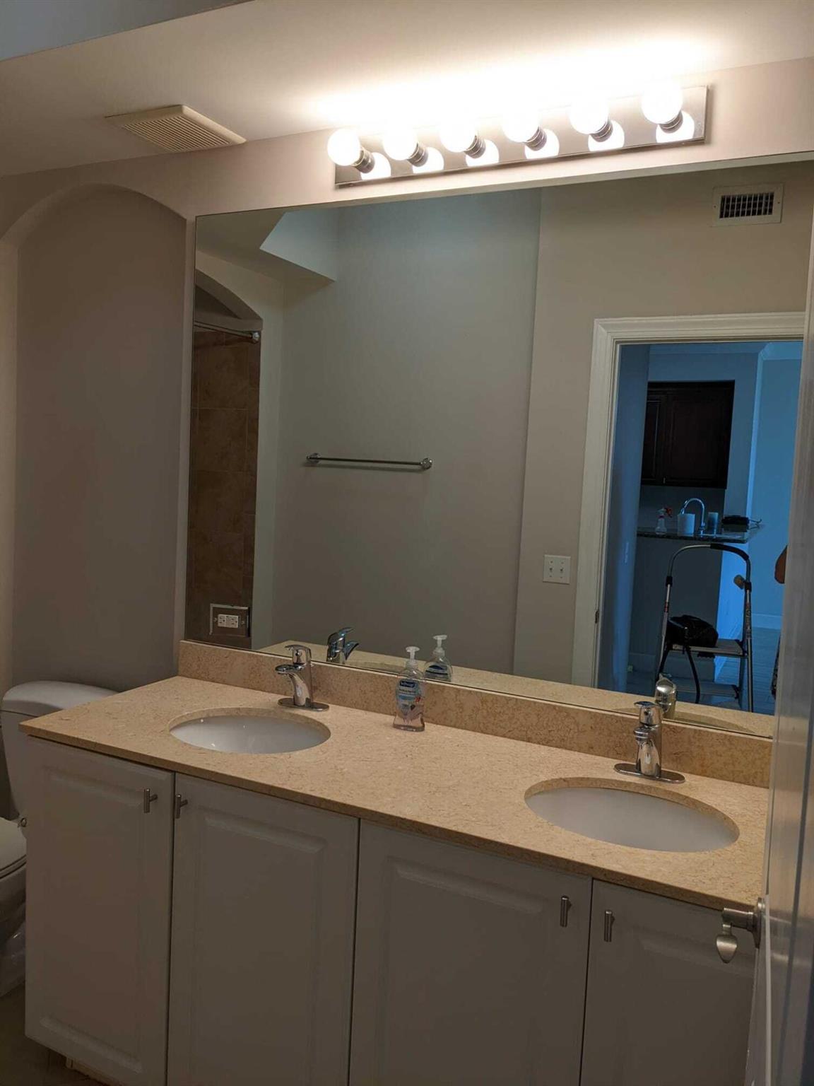 1660 Renaissance Commons Boulevard 2512