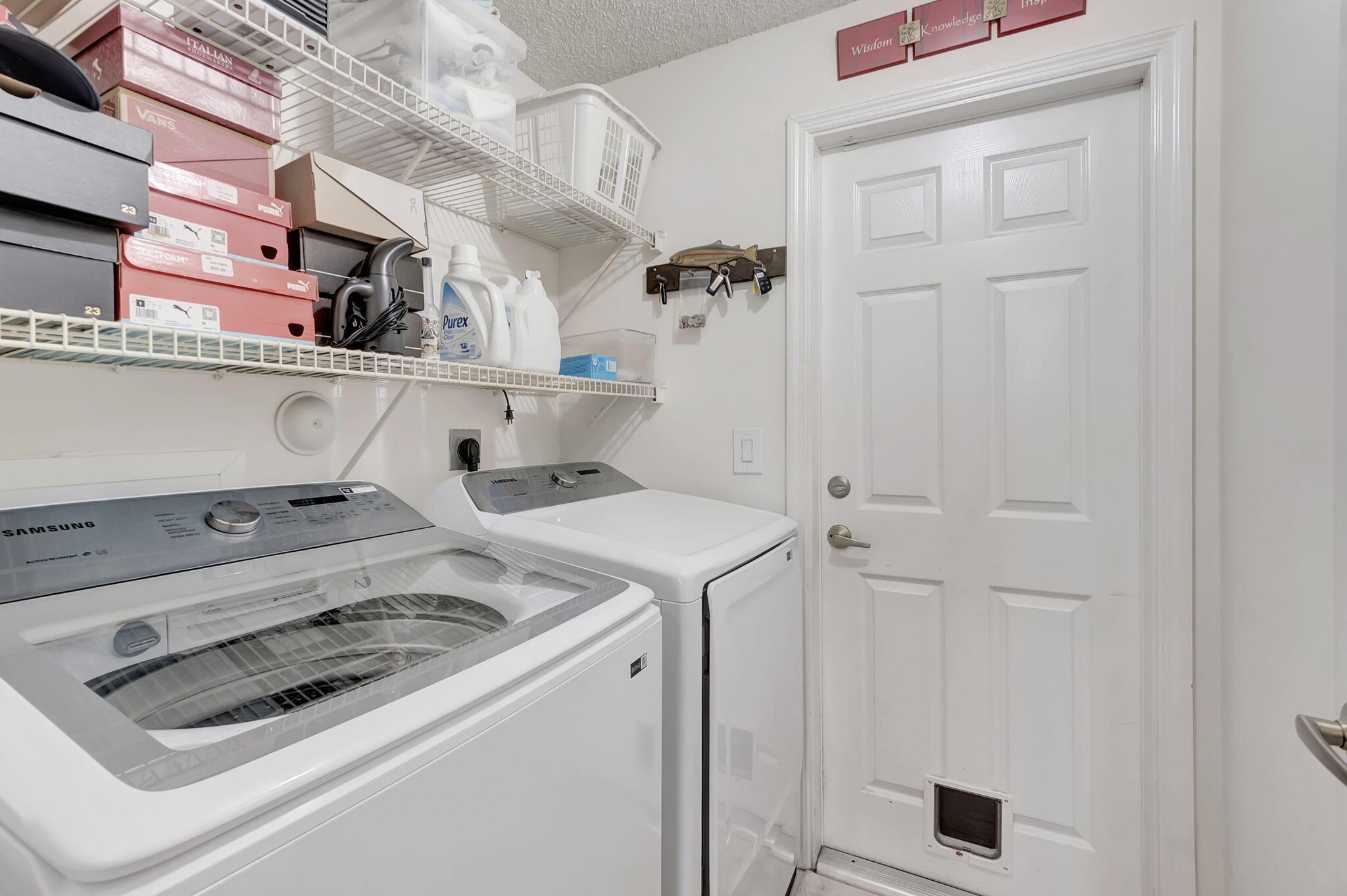 6055 Indian Forest Circle