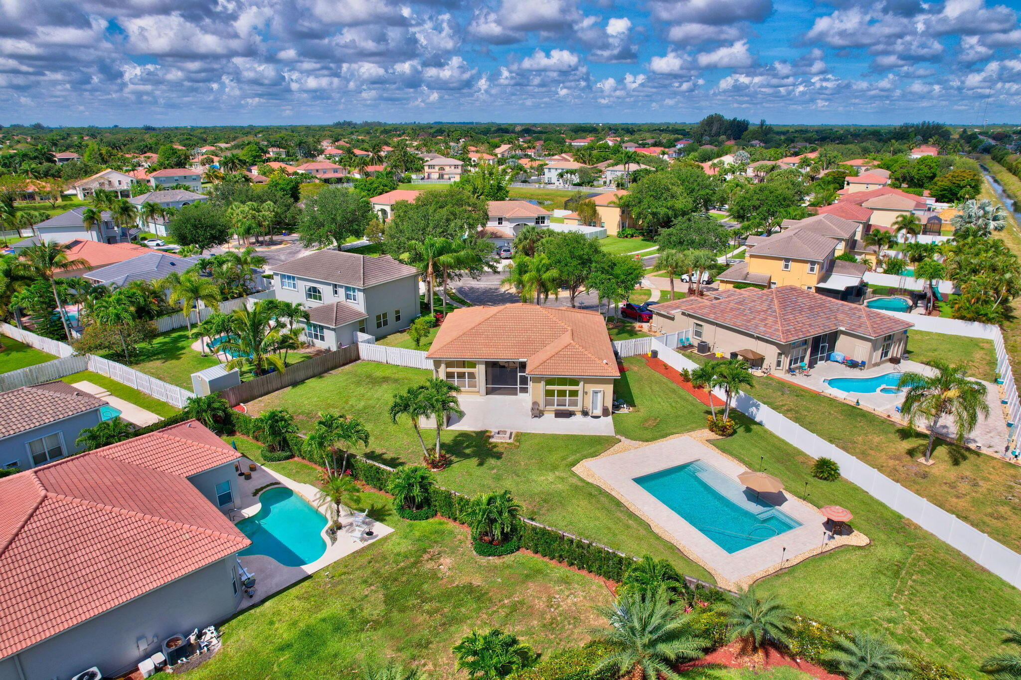 6055 Indian Forest Circle