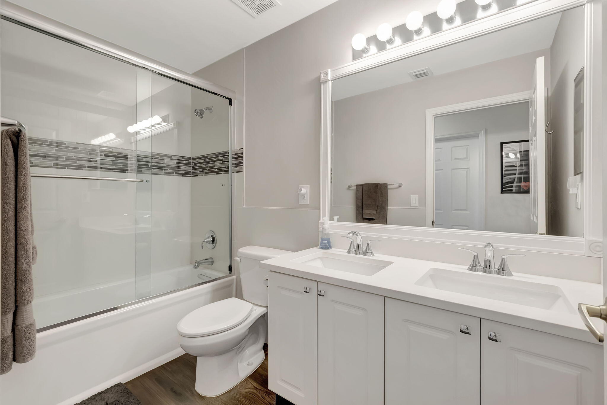 6055 Indian Forest Circle