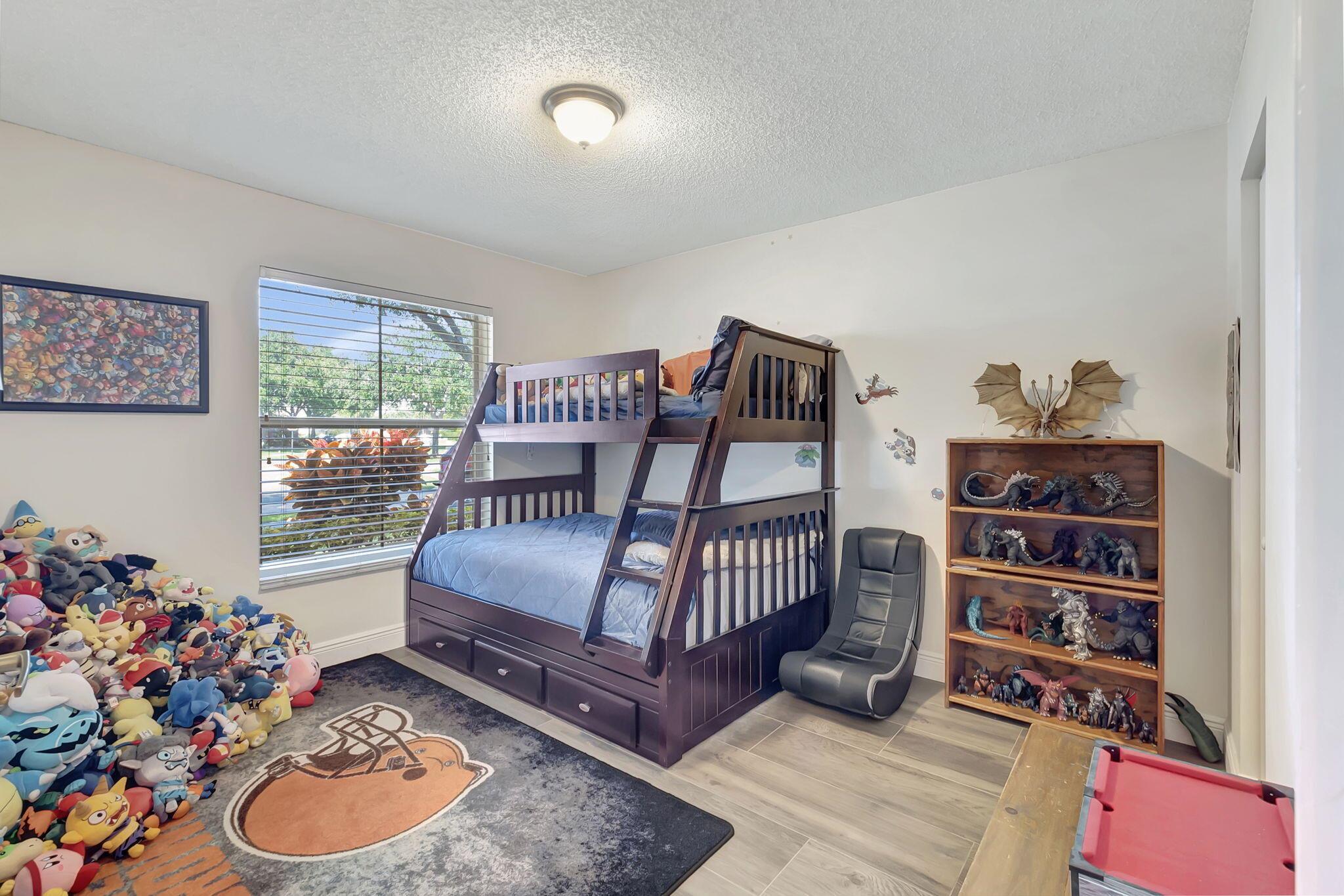 6055 Indian Forest Circle