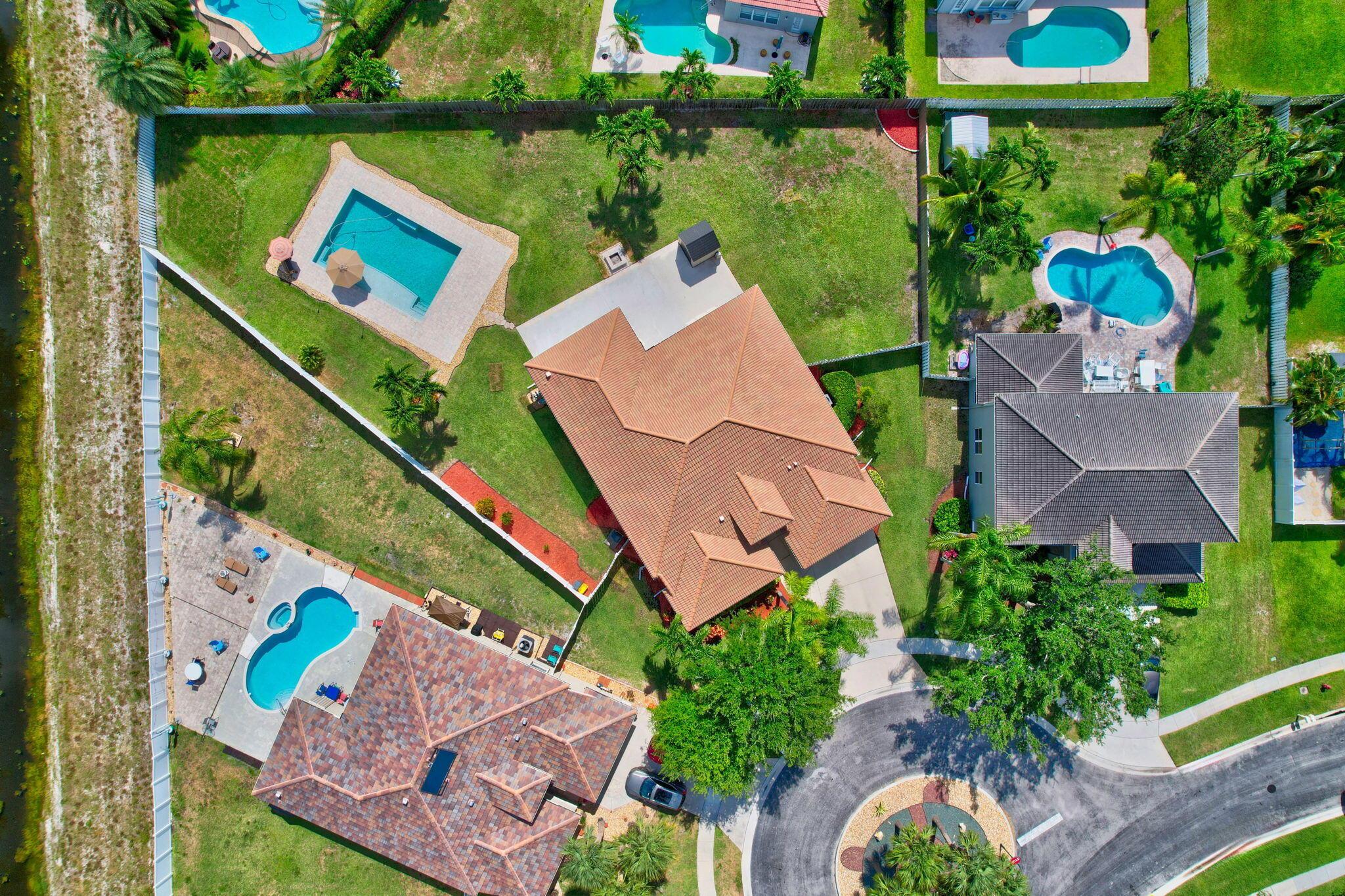 6055 Indian Forest Circle