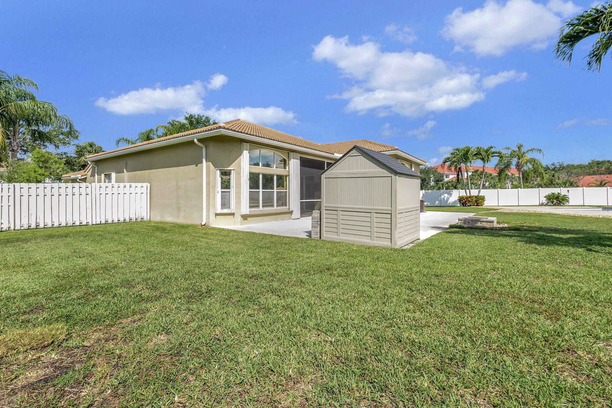 6055 Indian Forest Circle