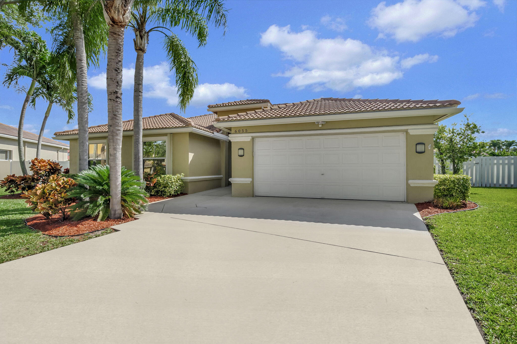 6055 Indian Forest Circle