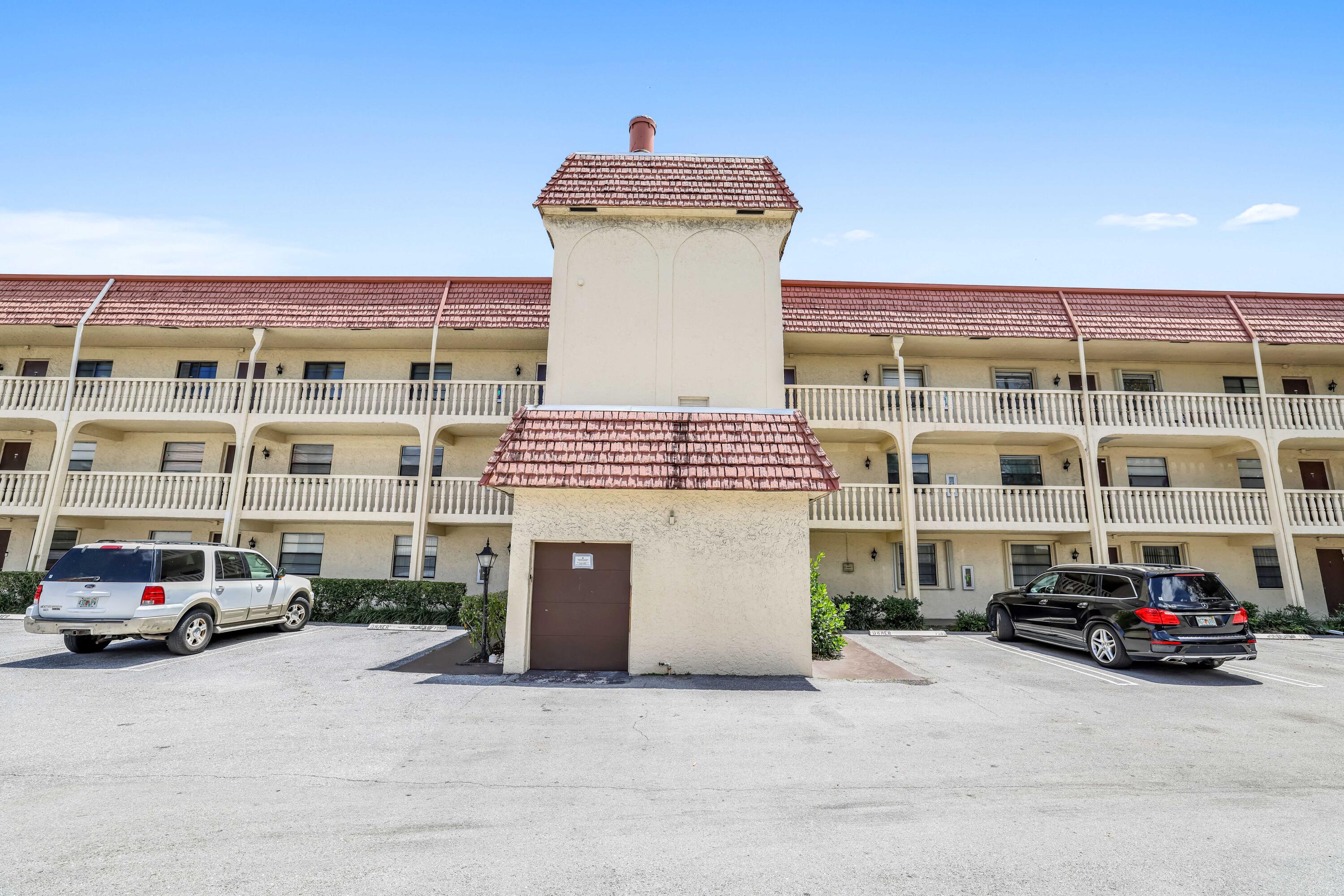 126 S Cypress Road 734