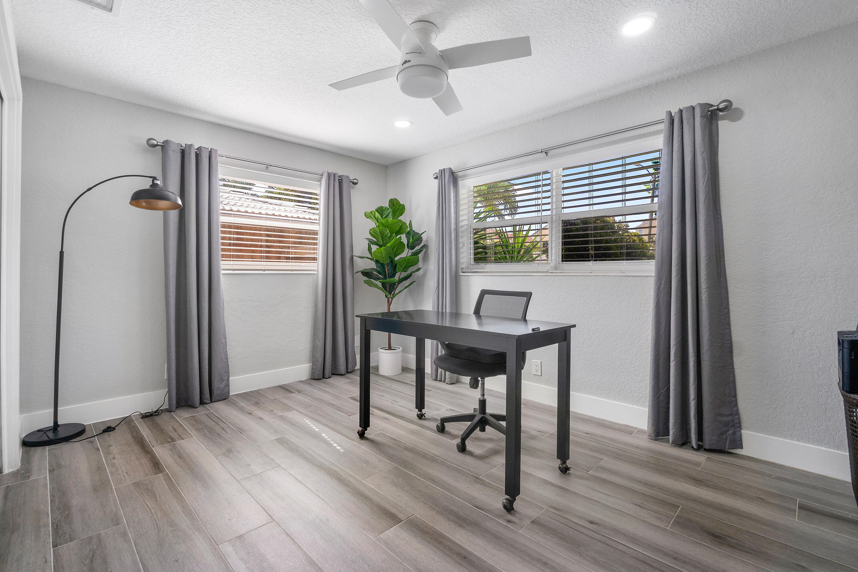 637 Las Palmas Park, Boynton Beach